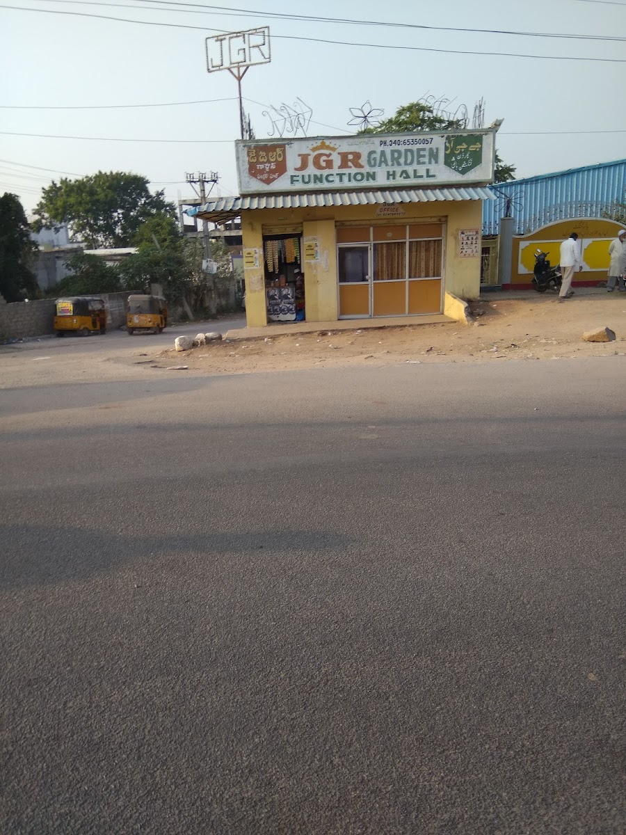 Jgr Garden Function Hall — Banquet Hall in Chandrayangutta, Hyderabad (on-site parking, in-house decoration, bar service available, 180–300 guest capacity) — photo 4