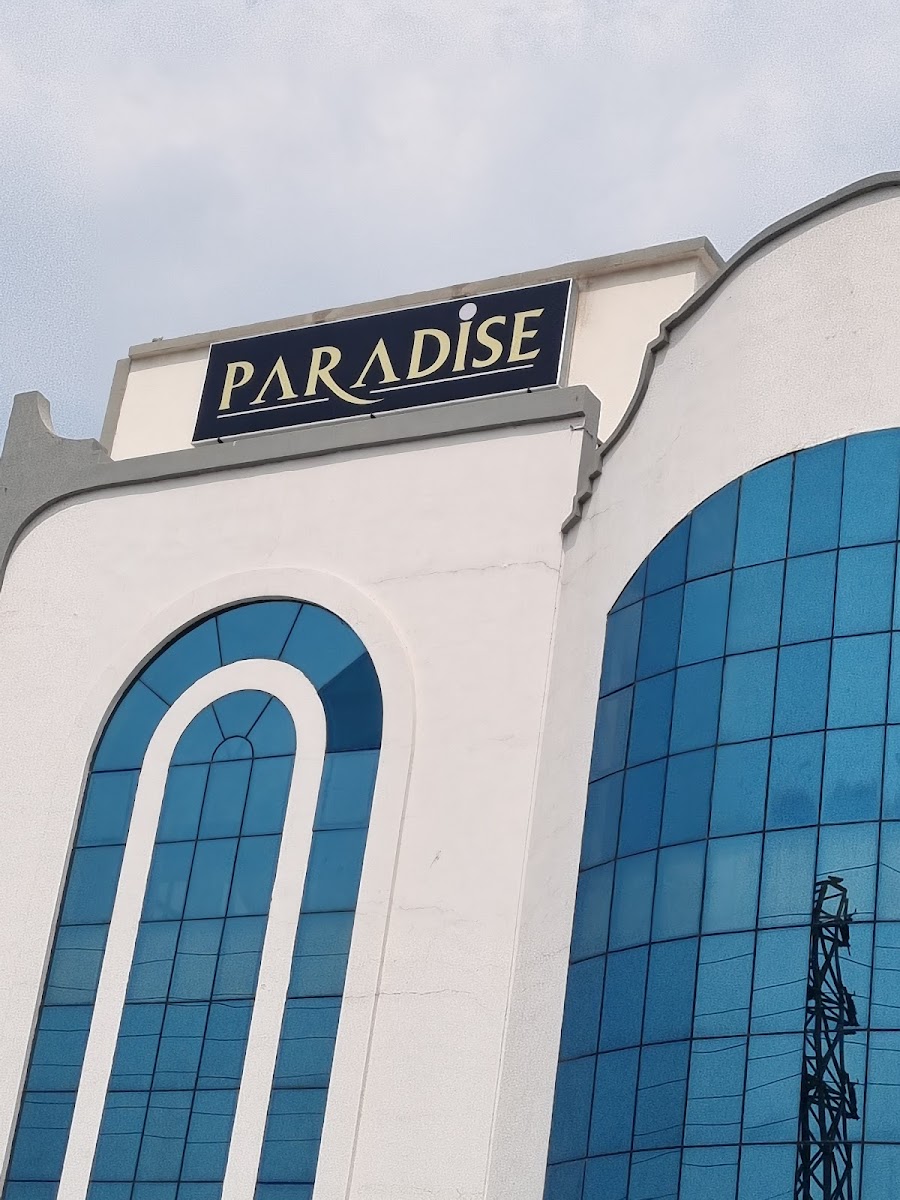 Paradise Functions — Banquet Hall in Hyderabad (on-site parking, in-house decoration, bar service available, 700–1200 guest capacity)