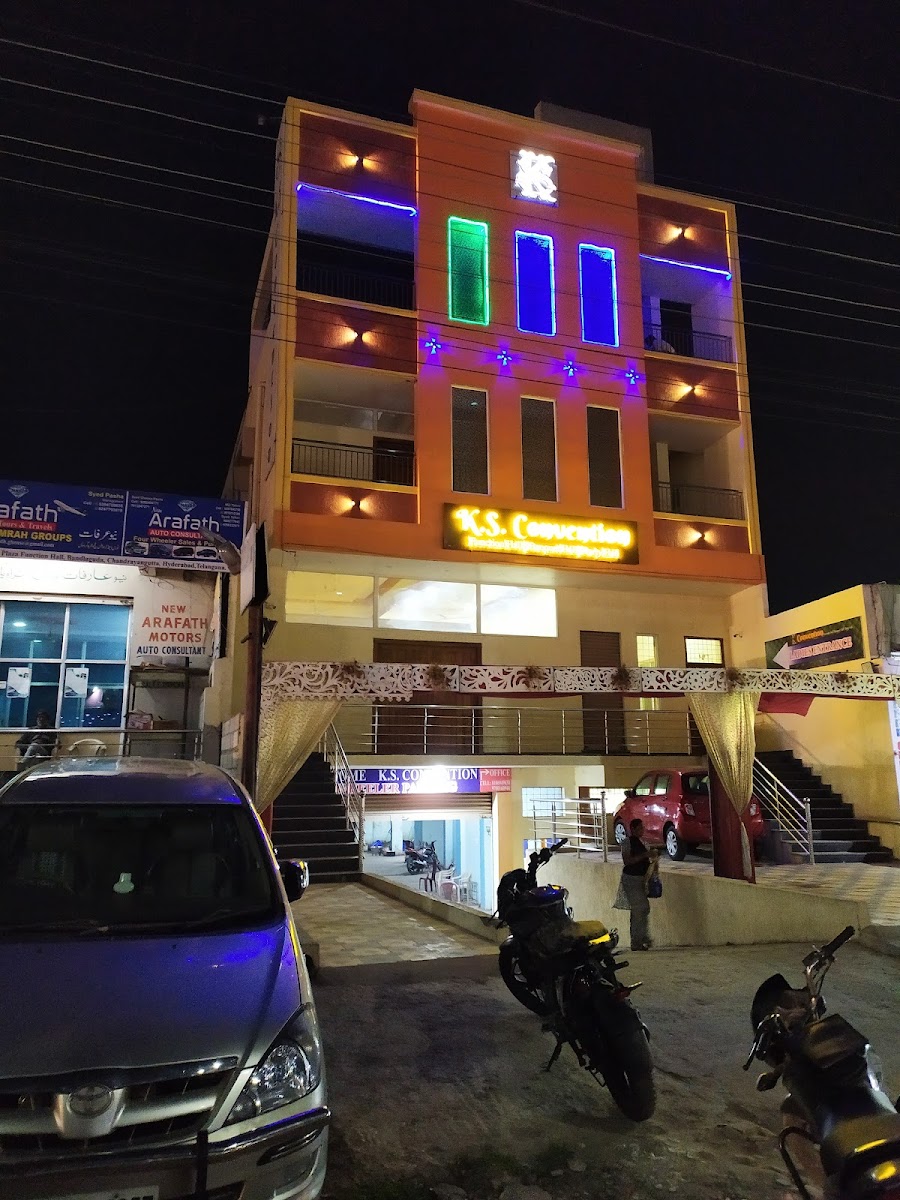 Titan Plaza Function Hall — Banquet Hall in Chandrayangutta, Hyderabad (on-site parking, in-house decoration, bar service available, 550–850 guest capacity) — photo 4