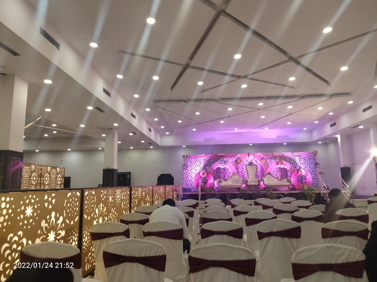 Regal Convention — Banquet Hall in Hyderabad (on-site parking, in-house decoration, bar service available, 700–1050 guest capacity)