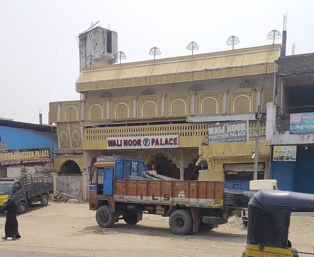 Wali Noor Function Palace — Banquet Hall in Chandrayangutta, Hyderabad (on-site parking, in-house decoration, bar service available, 200–300 guest capacity) — photo 4