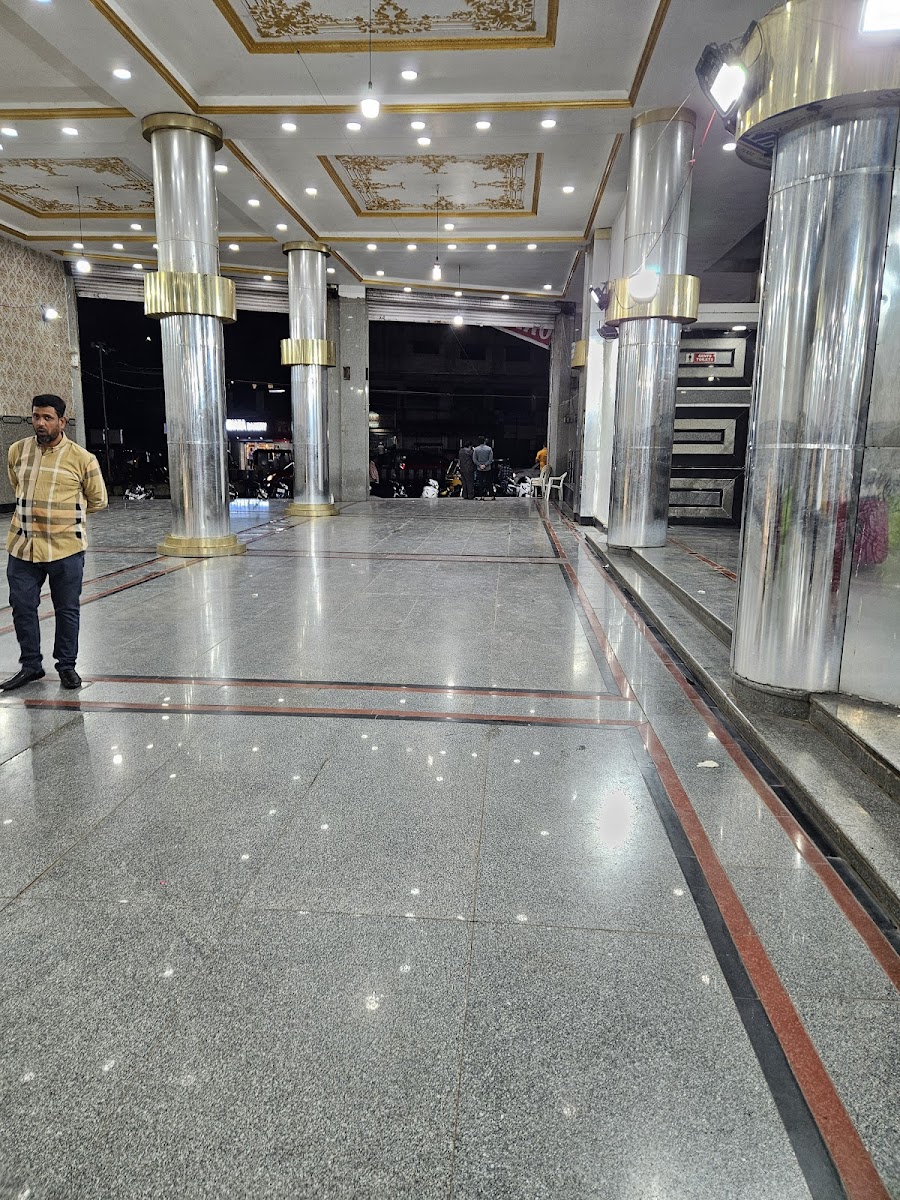 Omer Gulshan Function Hall — Banquet Hall in Chandrayangutta, Hyderabad (on-site parking, in-house decoration, bar service available, 500–750 guest capacity) — photo 2