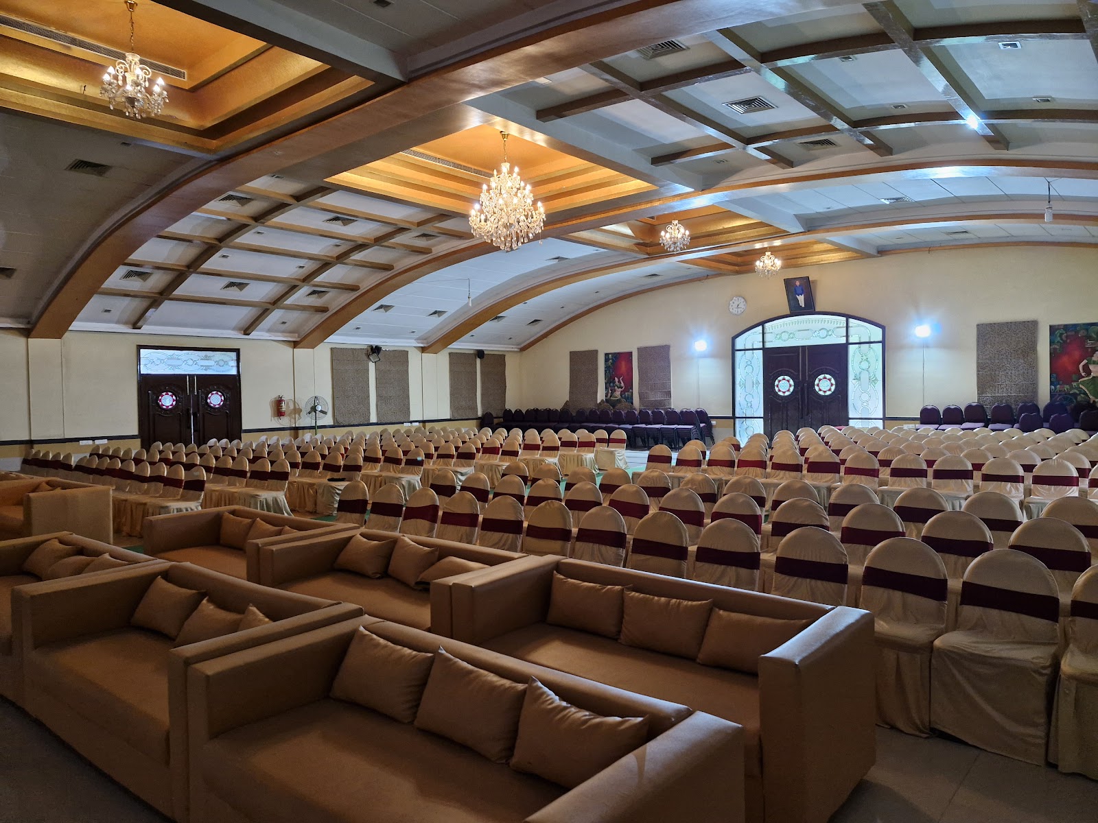 Sreekrishna Gardens Ac Function Hall — Banquet Hall in Kukatpally, Hyderabad (on-site parking, in-house decoration, DJ permitted, bar service available) — photo 2