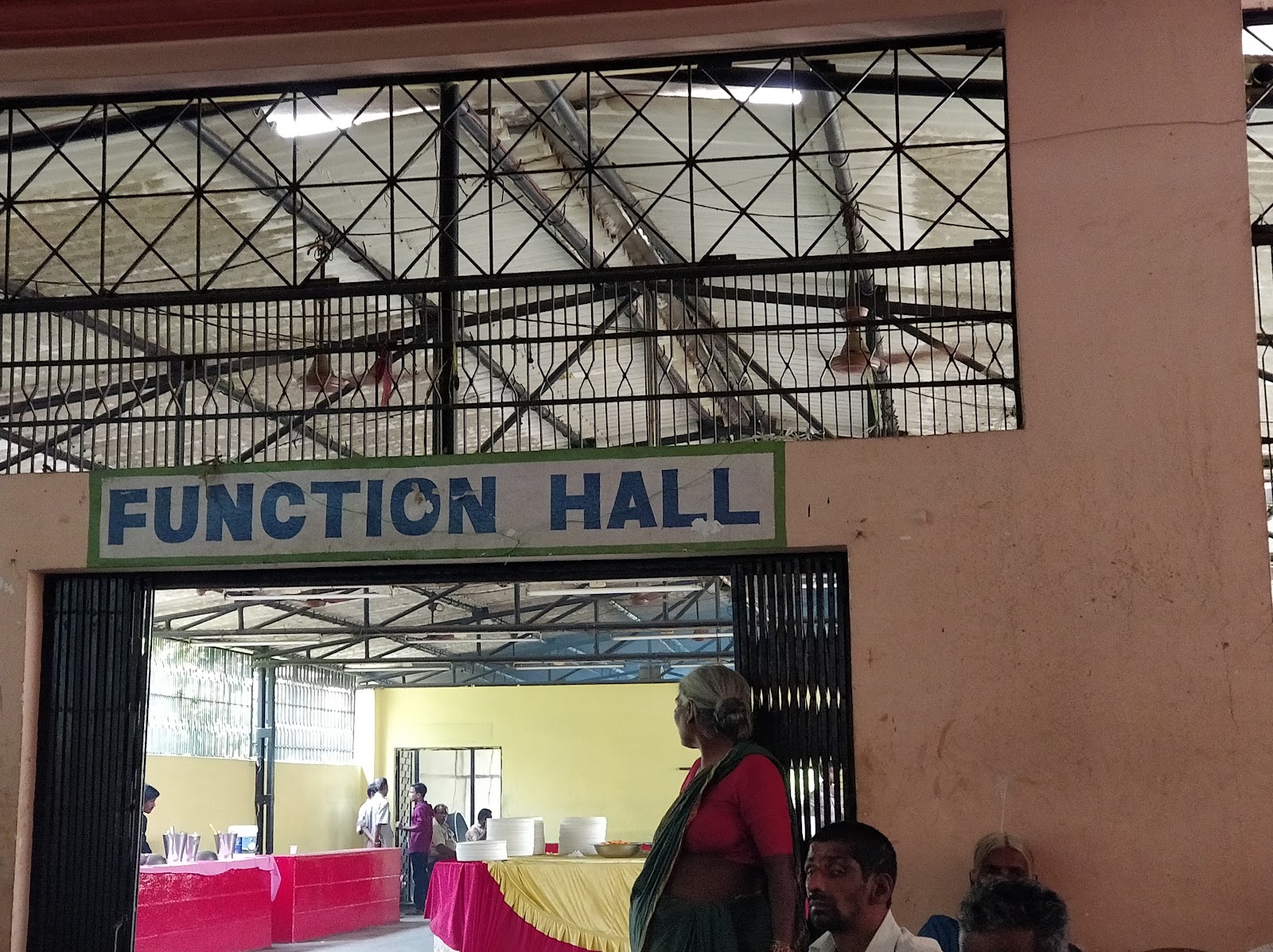 Sri Sai Kalyana Mandapam — Banquet Hall in Kukatpally, Hyderabad (on-site parking, in-house decoration, DJ permitted, bar service available) — photo 4