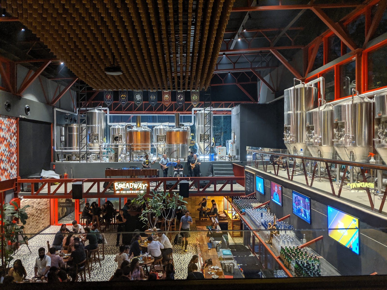 Broadway The Brewery — Pub/Bar in Hyderabad (on-site parking, in-house decoration, DJ permitted, bar service available)