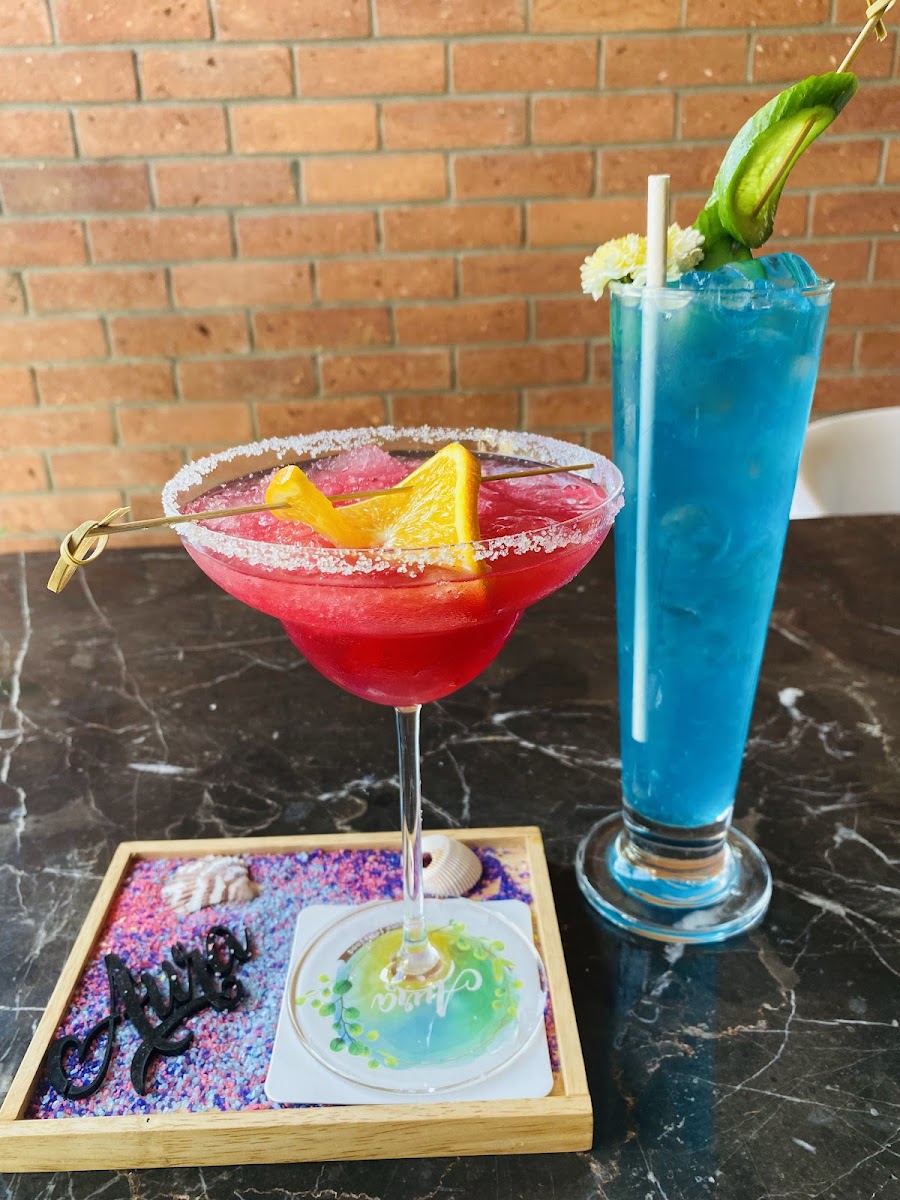 Aura Cafe & Infusion Bar — Restaurant in Jubilee Hills, Hyderabad (on-site parking, in-house decoration, DJ permitted, bar service available) — photo 4