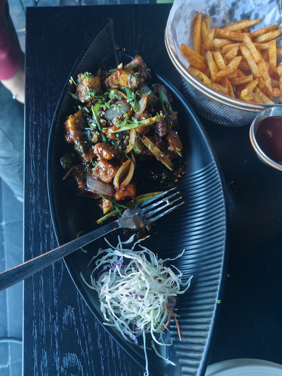 Blue Block Club — Banquet Hall in Jubilee Hills, Hyderabad (on-site parking, in-house decoration, DJ permitted, bar service available) — photo 4