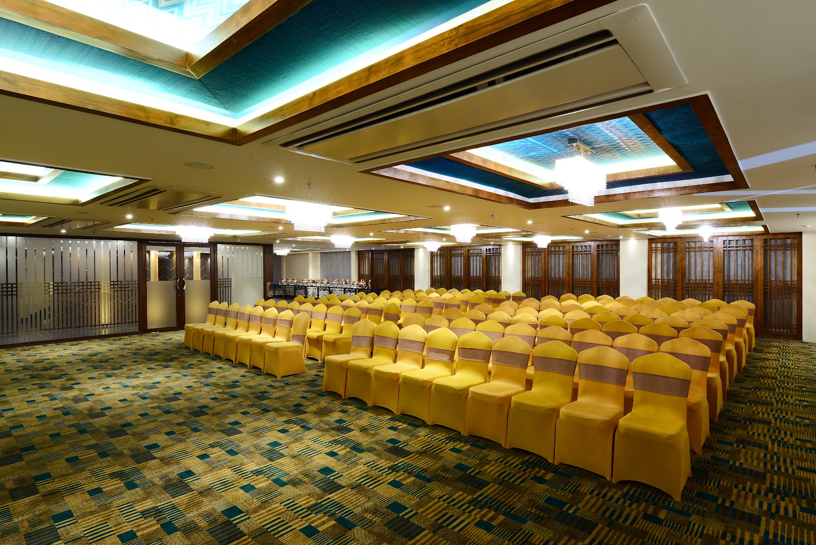Taj Mahal Hotel · Jubilee Hills — Banquet Hall in Jubilee Hills, Hyderabad (on-site parking, in-house decoration, outside catering allowed, bar service available) — photo 4