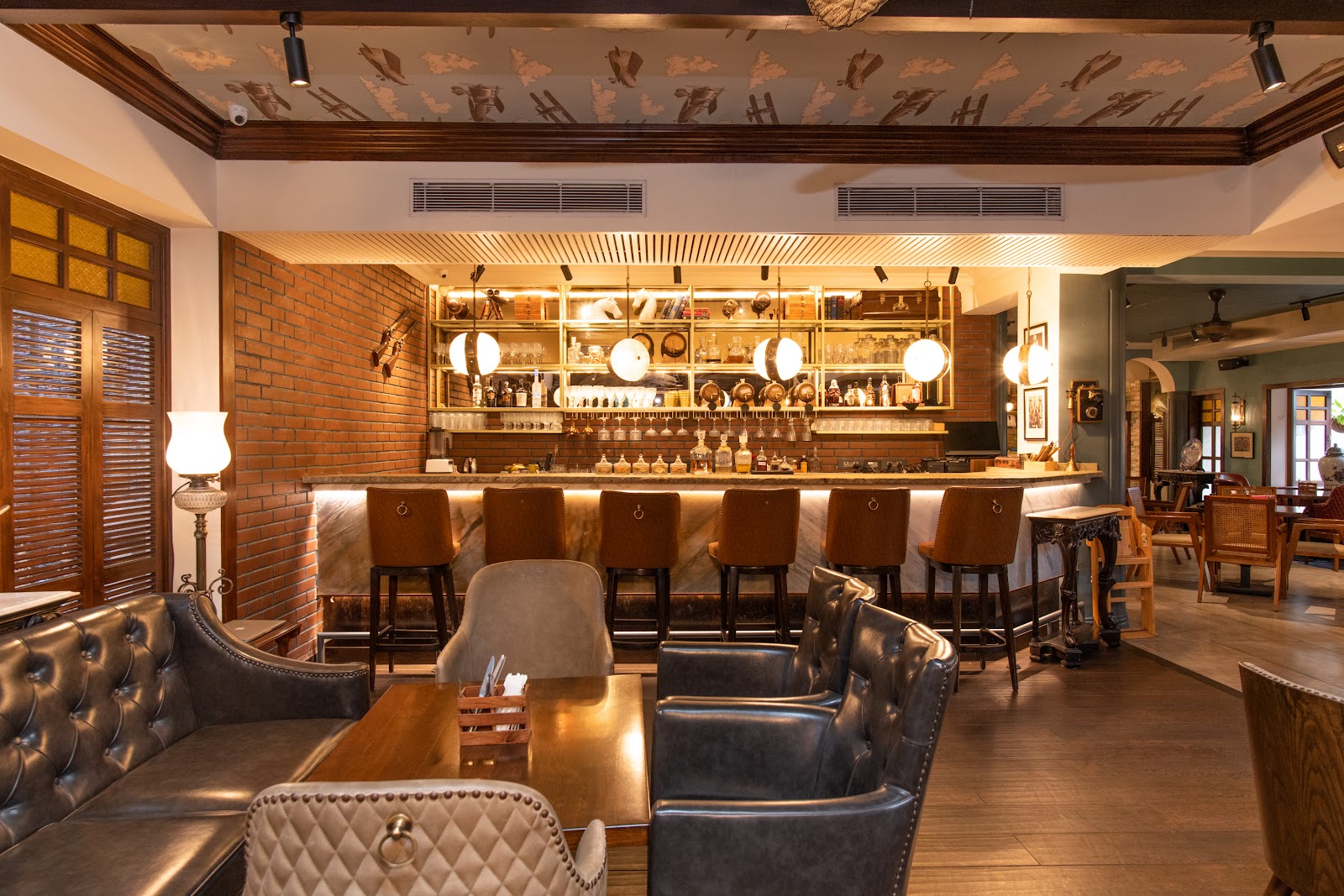 Travellers Bungalow — Banquet Hall in Bangalore (on-site parking, in-house decoration, DJ permitted, bar service available)