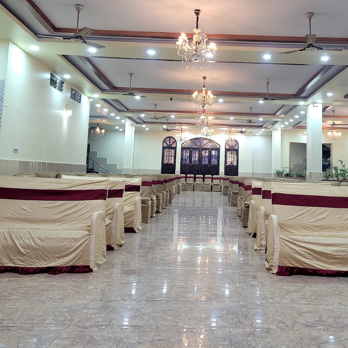 SK Palace Function Hall · Karmanghat — Banquet Hall in Karmanghat, Hyderabad (on-site parking, in-house decoration, bar service available, 500–750 guest capacity) — photo 3