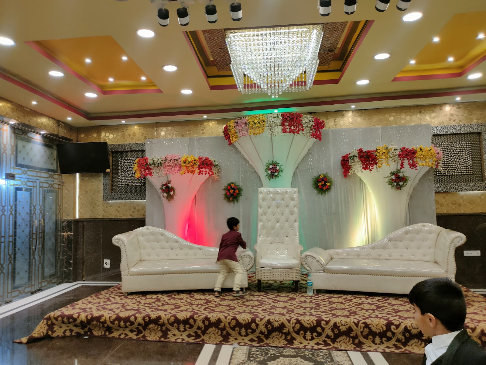 Topaz Convention Tower — Banquet Hall in Hyderabad (on-site parking, in-house decoration, bar service available, 500–800 guest capacity)