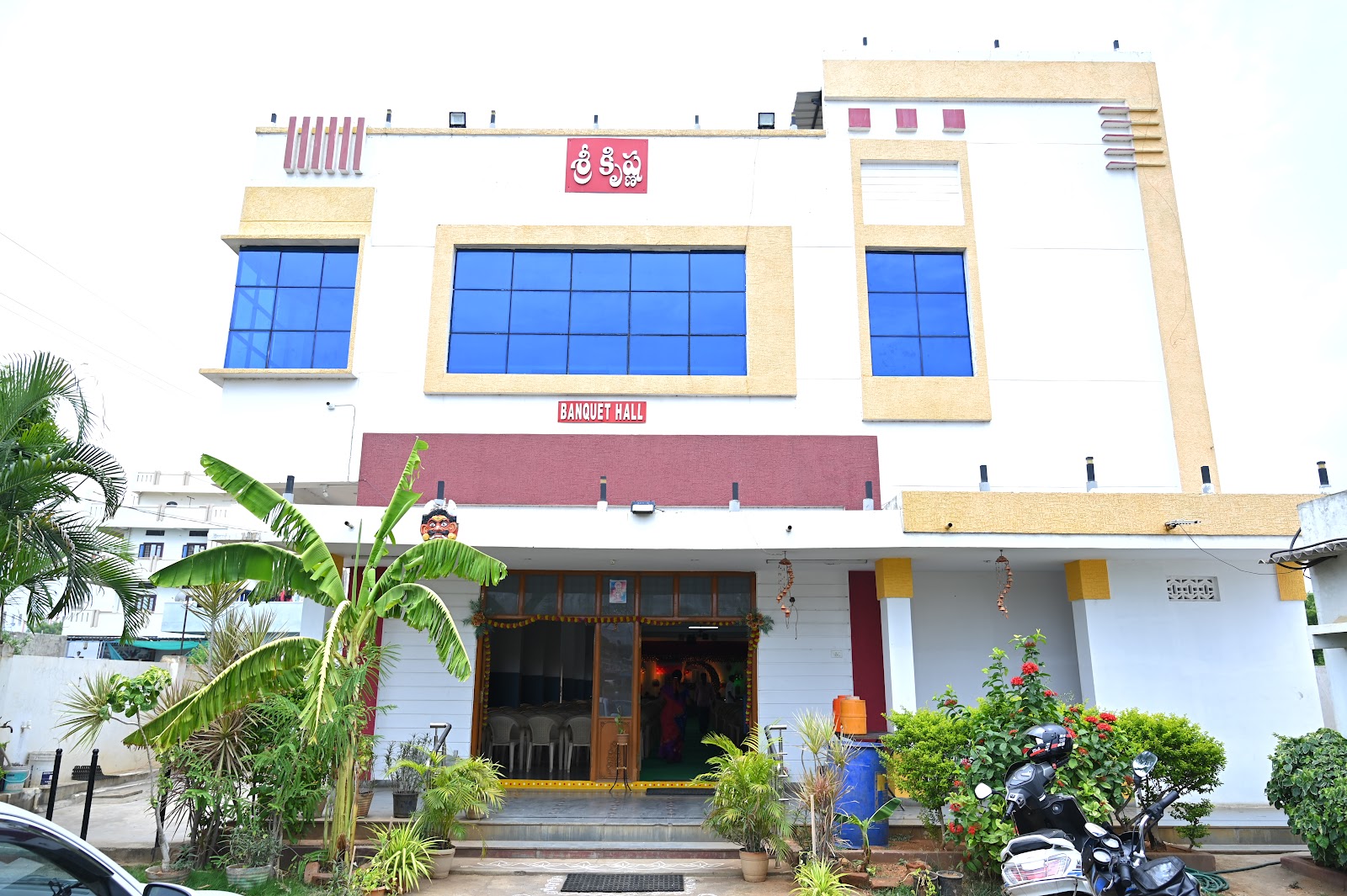 Sri Krishna Function & Conference Hall — Banquet Hall in Sangareddy, Hyderabad (on-site parking, in-house decoration, bar service available, 500–750 guest capacity) — photo 2