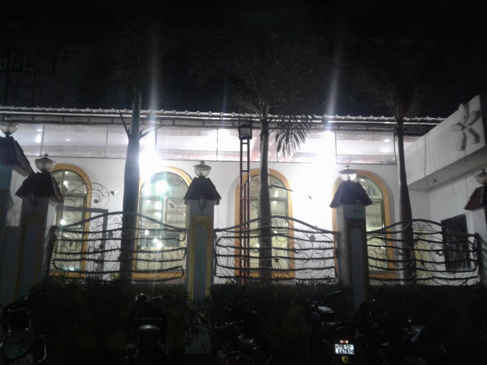 Royal Palace Function Hall — Banquet Hall in Falaknuma, Hyderabad (on-site parking, in-house decoration, bar service available, 1500–2200 guest capacity) — photo 4