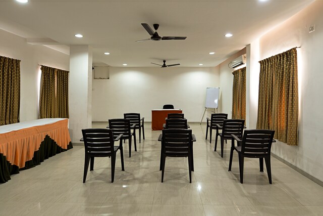 Entco Beccun Designer Hotel — Banquet Hall in Ameerpet, Hyderabad (on-site parking, in-house decoration, bar service available, 50–80 guest capacity) — photo 4