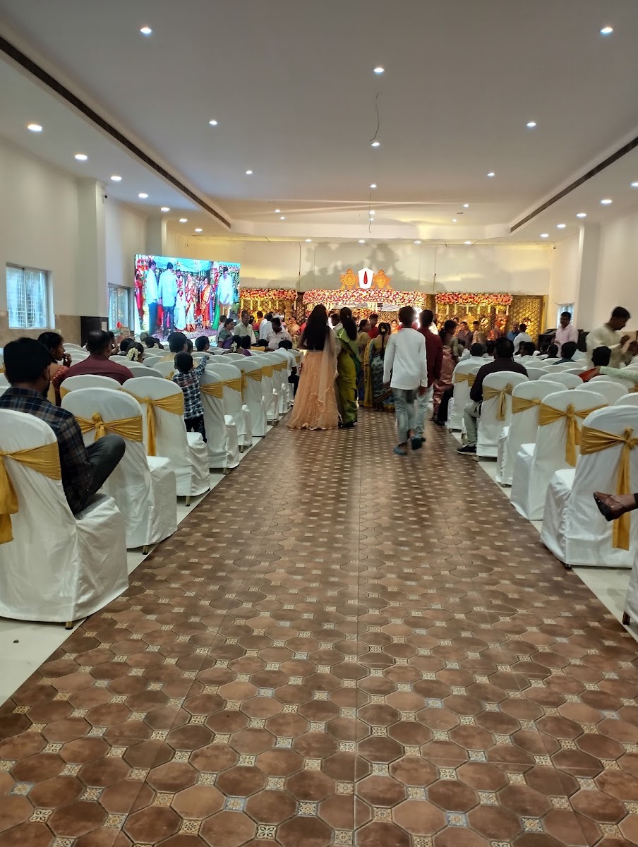Mohammedi Mansion — Banquet Hall in Hyderabad (on-site parking, in-house decoration, bar service available, 200–300 guest capacity)
