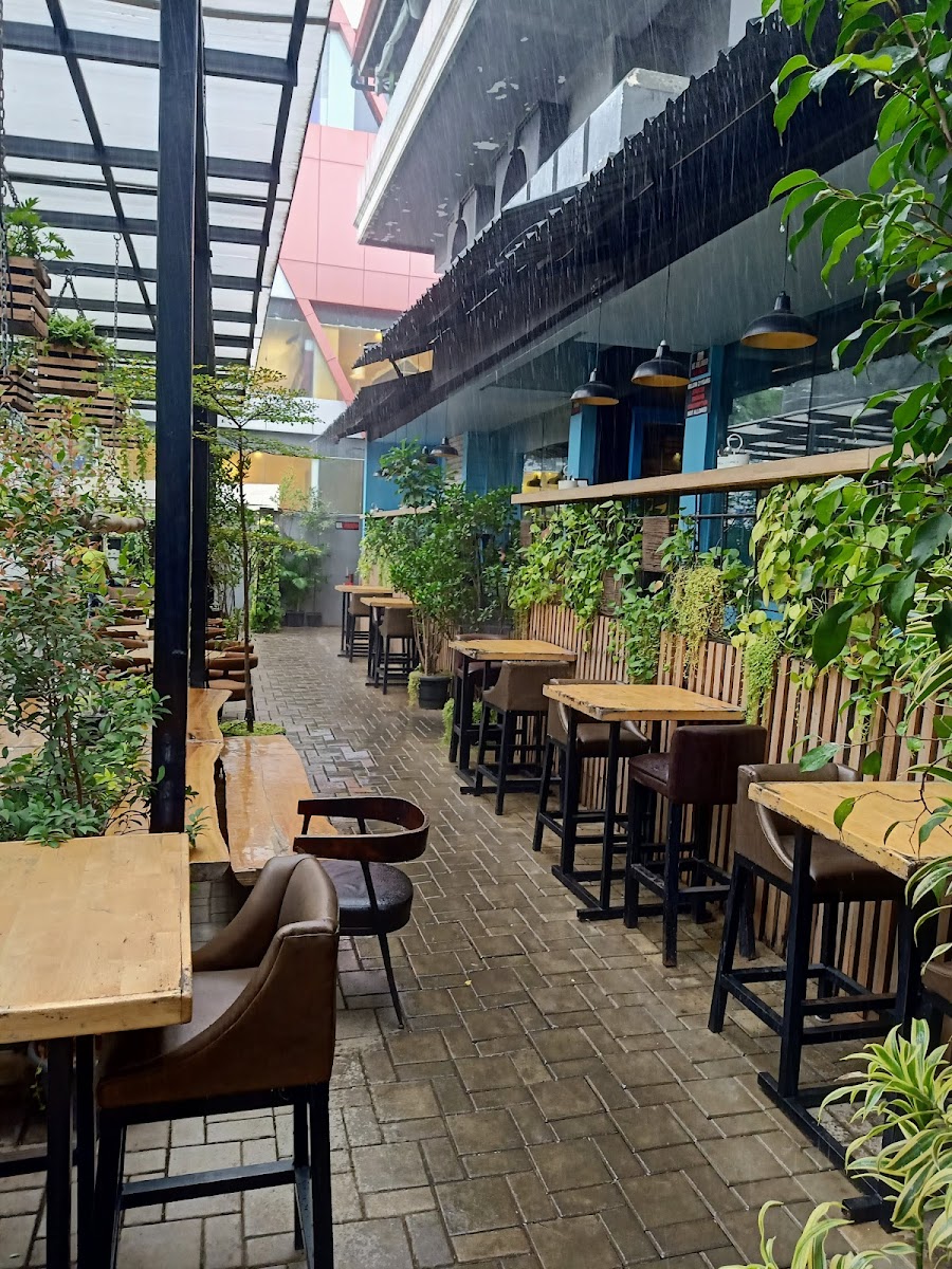 Lono Tropical Lounge — Pub/Bar in Indiranagar, Bangalore (on-site parking, in-house decoration, DJ permitted, bar service available)