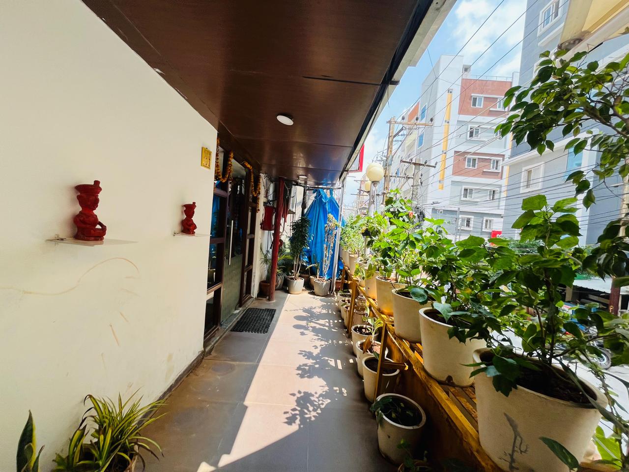 Hotel Raintr33 — Banquet Hall in Hyderabad (on-site parking, in-house decoration, outside catering allowed, bar service available)