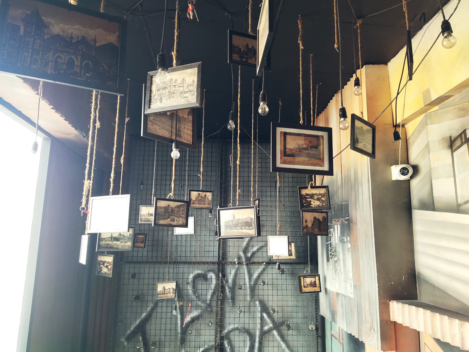 Bombay Adda — Banquet Hall in Koramangala, Bangalore (on-site parking, in-house decoration, DJ permitted, bar service available) — photo 2