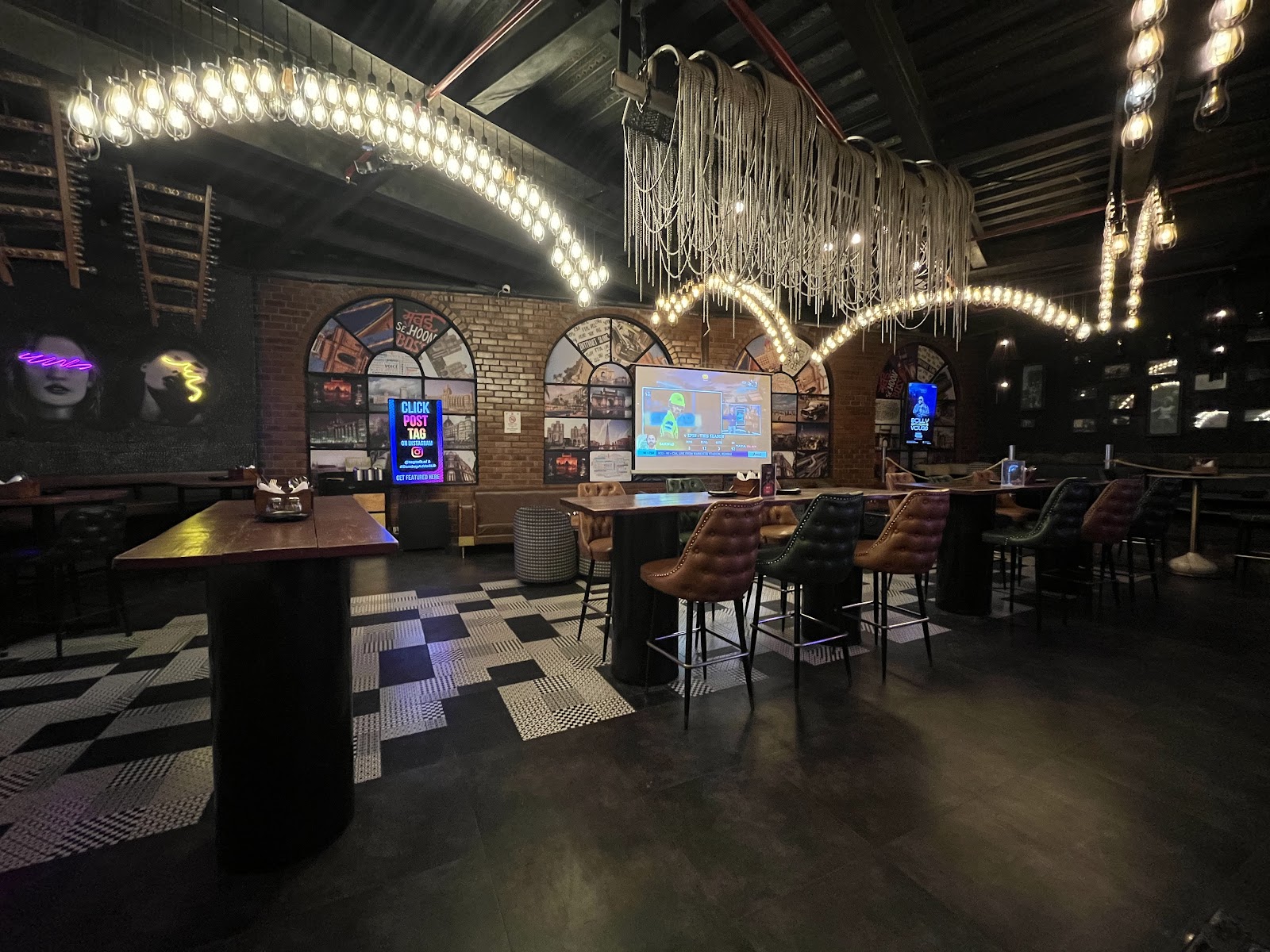 Bombay Adda — Banquet Hall in Koramangala, Bangalore (on-site parking, in-house decoration, DJ permitted, bar service available) — photo 4