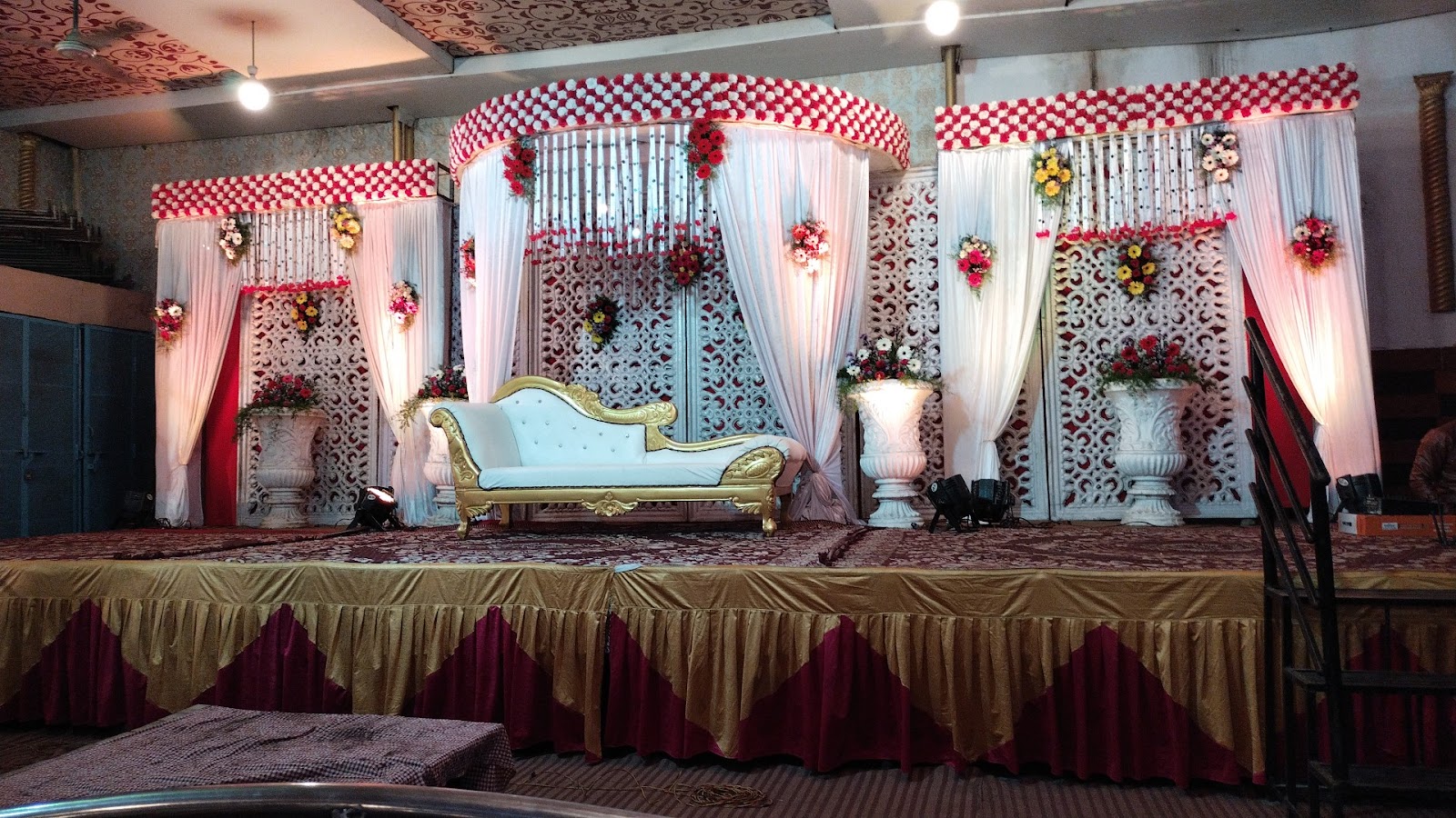 JPR Function Hall — Banquet Hall in Kishan Bagh, Hyderabad (on-site parking, in-house decoration, bar service available, 780–900 guest capacity) — photo 2