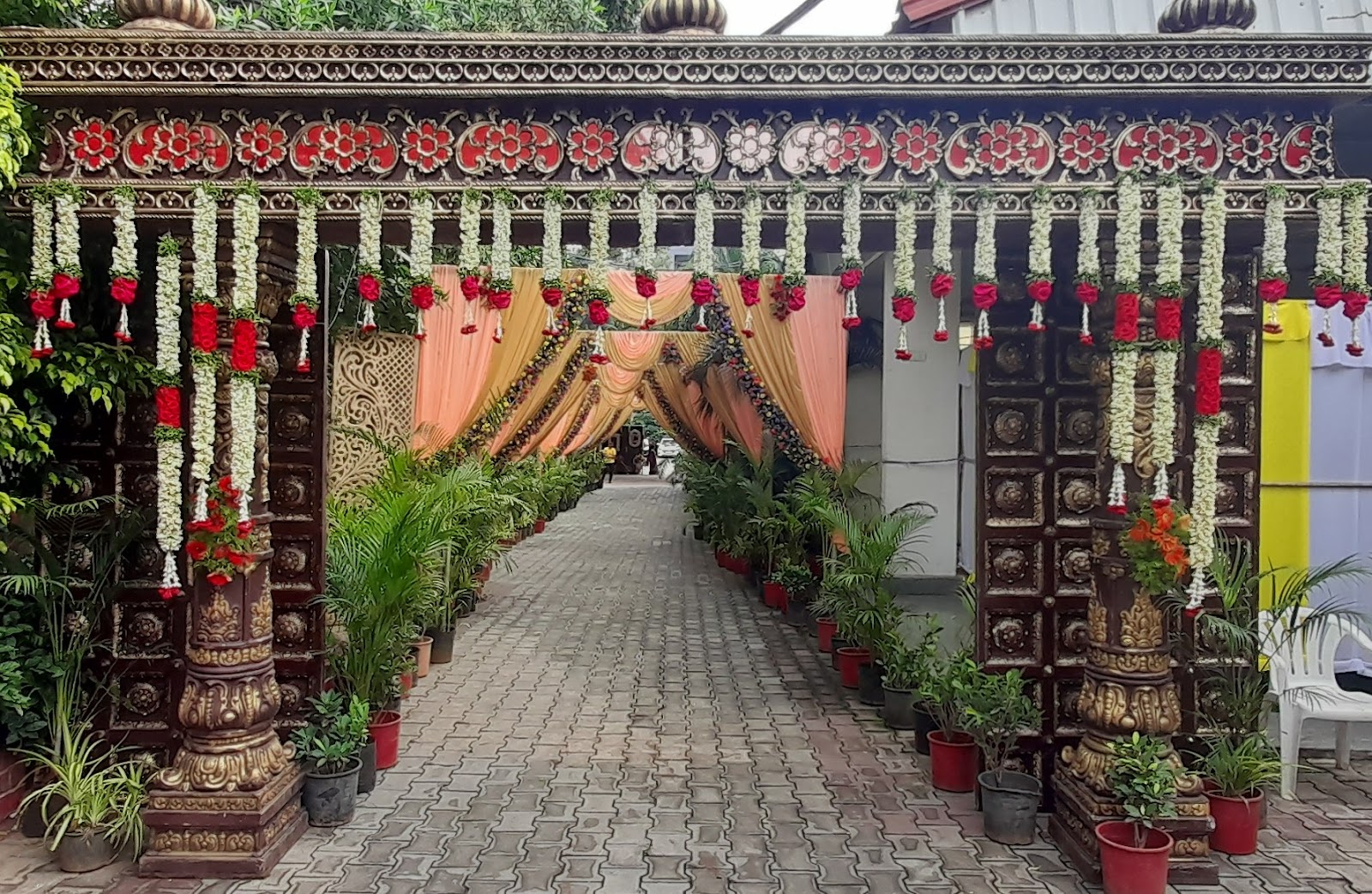Jaya Gardens — Banquet Hall in Somajiguda, Hyderabad (on-site parking, in-house decoration, DJ permitted, bar service available) — photo 3