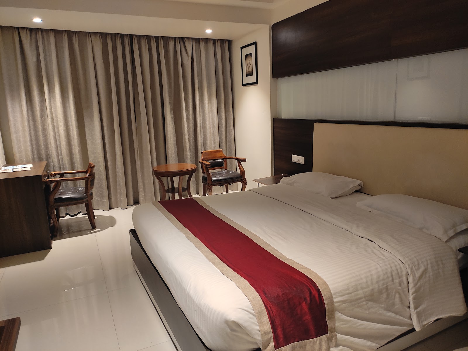 Hotel Park Continental — Banquet Hall in Humayun Nagar, Hyderabad (on-site parking, in-house decoration, outside catering allowed, bar service available) — photo 2