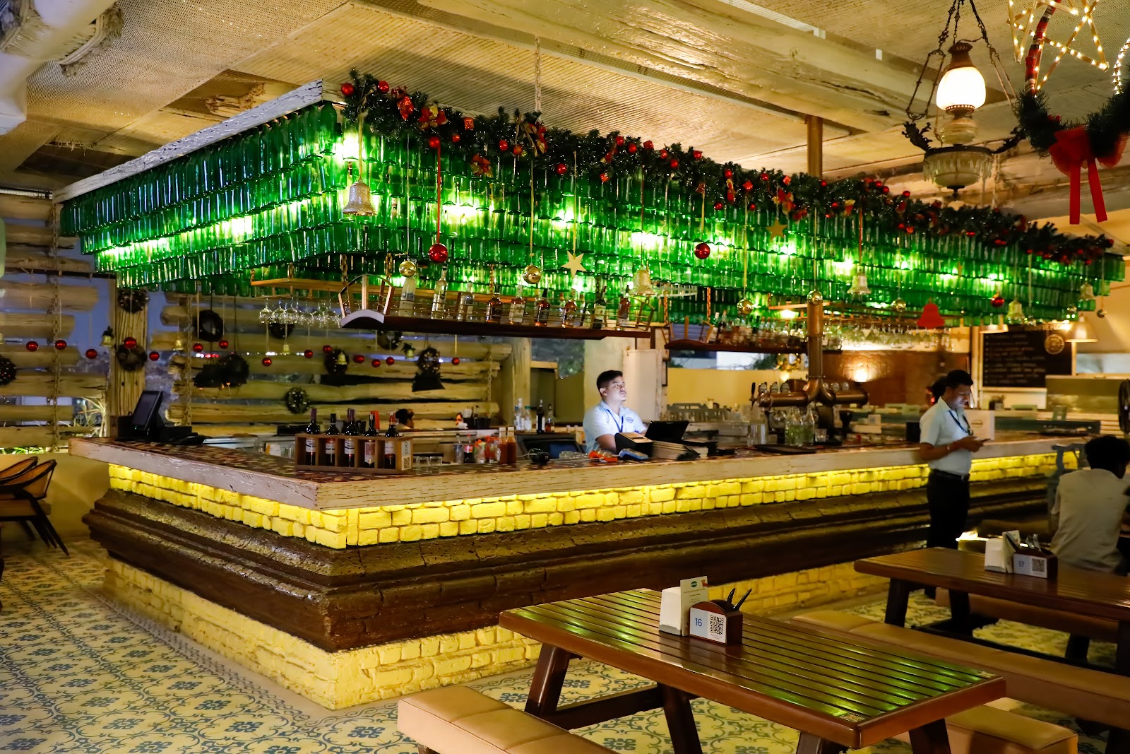 Fenny's Lounge & Kitchen — Banquet Hall in Koramangala, Bangalore (on-site parking, in-house decoration, DJ permitted, bar service available) — photo 3