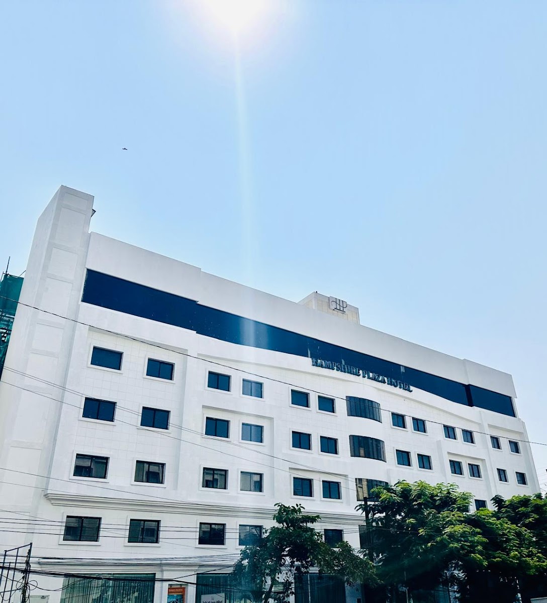 Hotel Hampshire Plaza — Banquet Hall in Hyderabad (on-site parking, in-house decoration, outside catering allowed, DJ permitted)