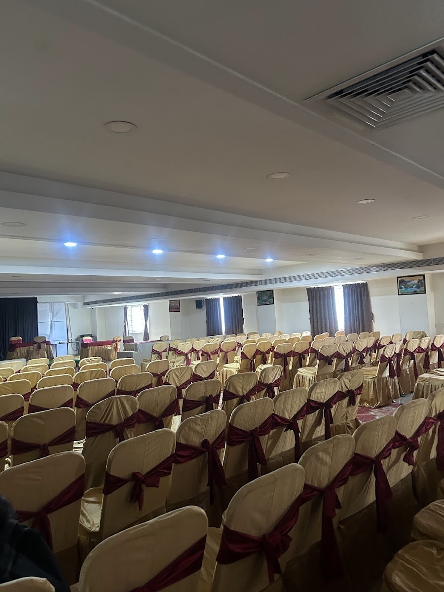 Hotel VR Ashoka Grand — Banquet Hall in Miyapur, Hyderabad (on-site parking, in-house decoration, outside catering allowed, bar service available) — photo 3