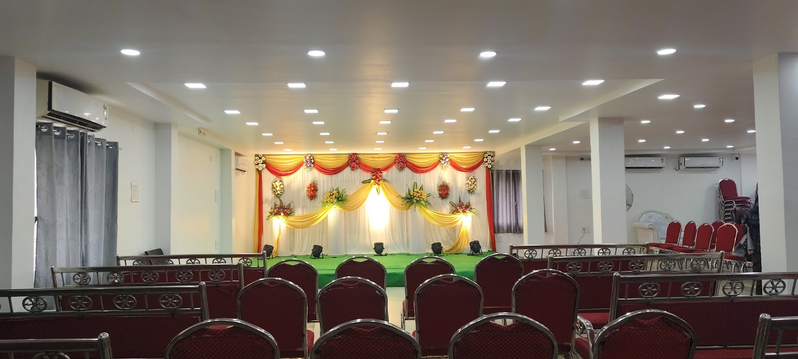 Manasa Conference Hall — Banquet Hall in Hastinapuram, Hyderabad (on-site parking, in-house decoration, bar service available, 150–250 guest capacity) — photo 2