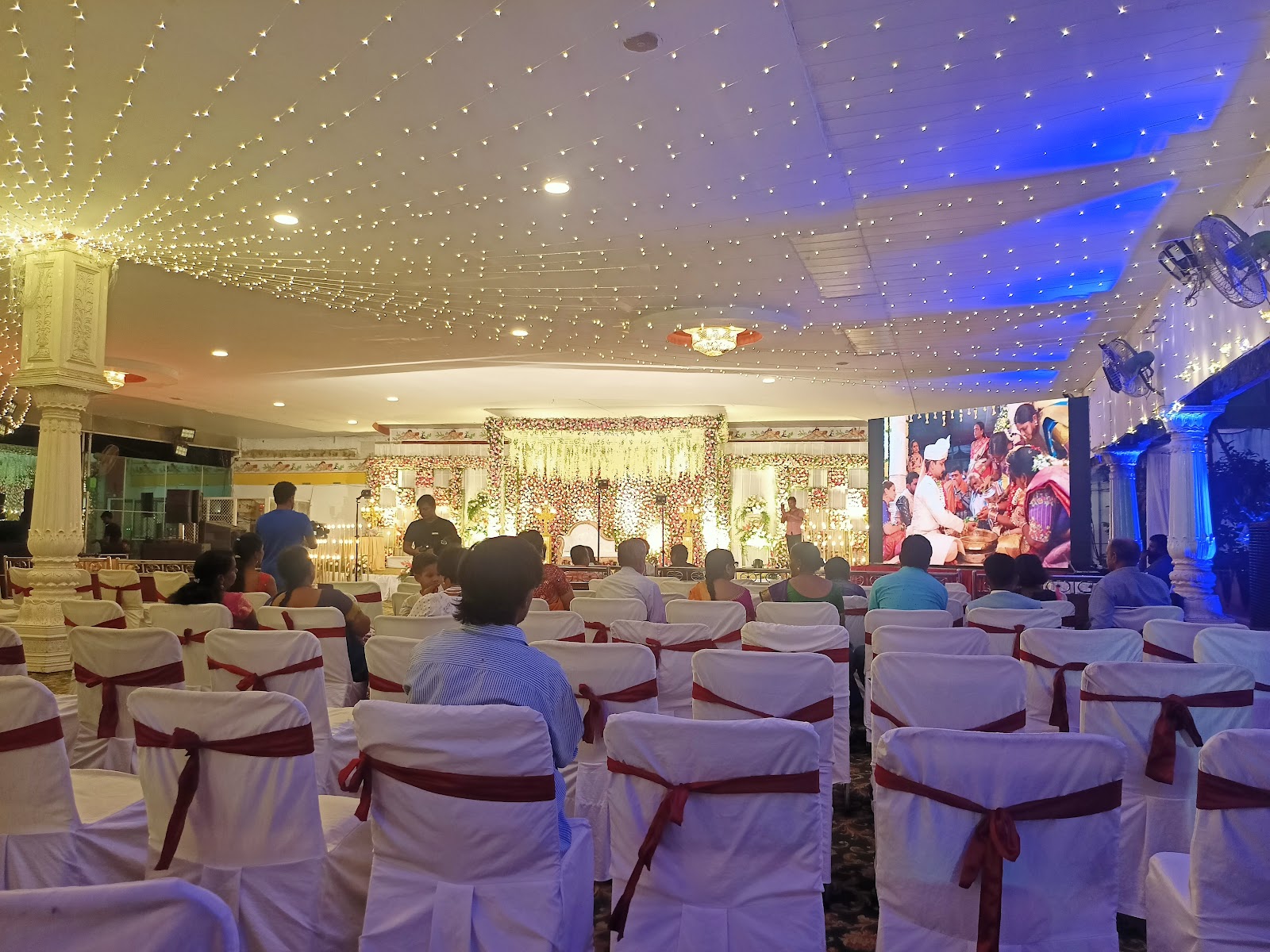 Devi Gardens — Banquet Hall in Malkajgiri, Hyderabad (on-site parking, in-house decoration, DJ permitted, bar service available) — photo 4
