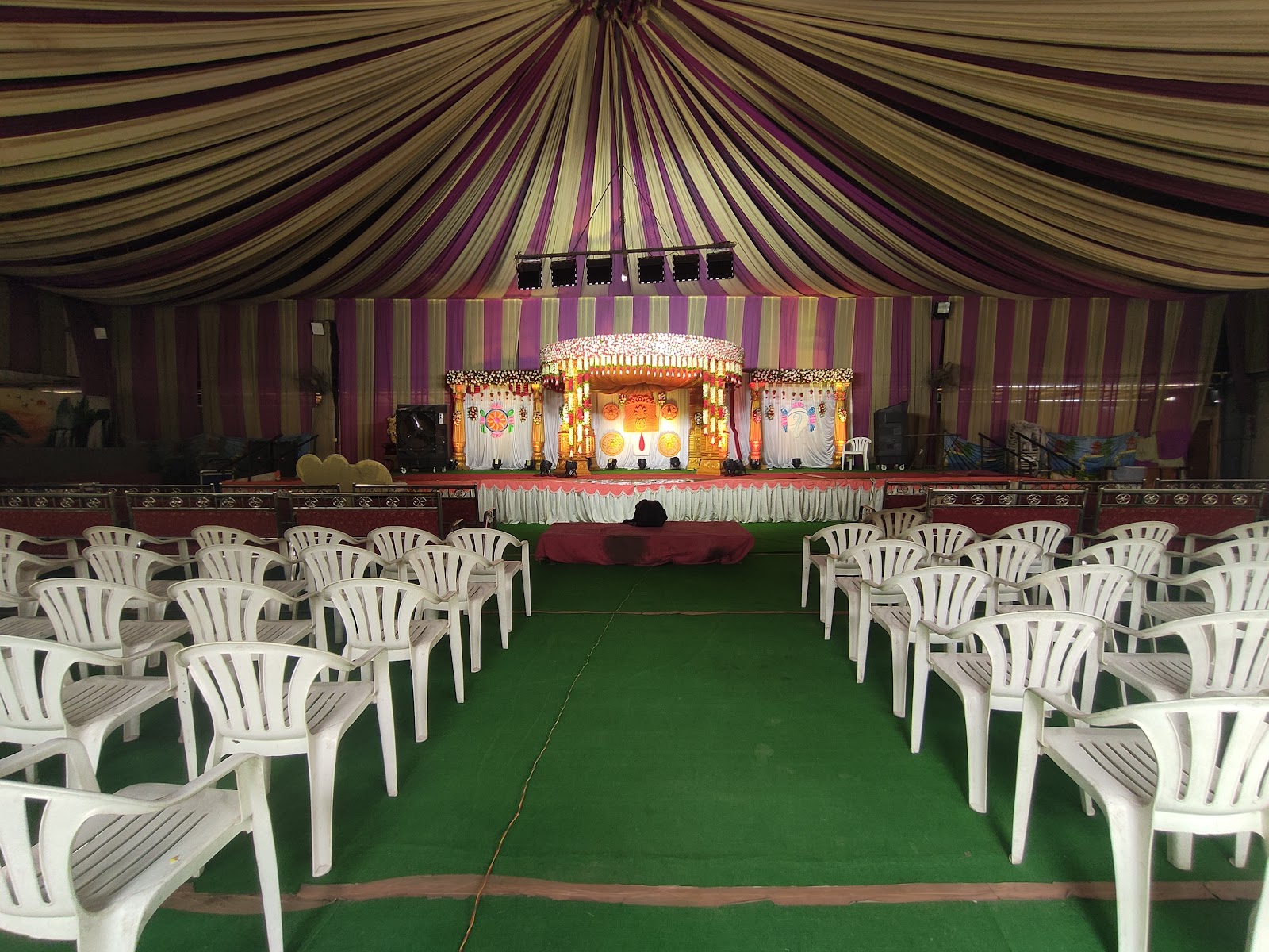 Boddu Kamalamma Yadav Function Hall — Banquet Hall in Hyderabad (on-site parking, in-house decoration, DJ permitted, bar service available)