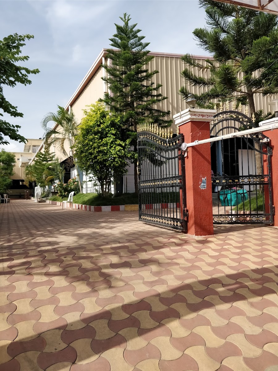 Boddu Kamalamma Yadav Function Hall — Banquet Hall in Yapral, Hyderabad (on-site parking, in-house decoration, DJ permitted, bar service available) — photo 2