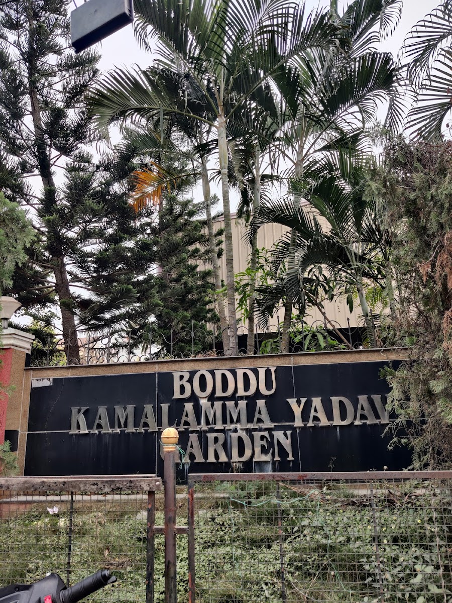 Boddu Kamalamma Yadav Function Hall — Banquet Hall in Yapral, Hyderabad (on-site parking, in-house decoration, DJ permitted, bar service available) — photo 4