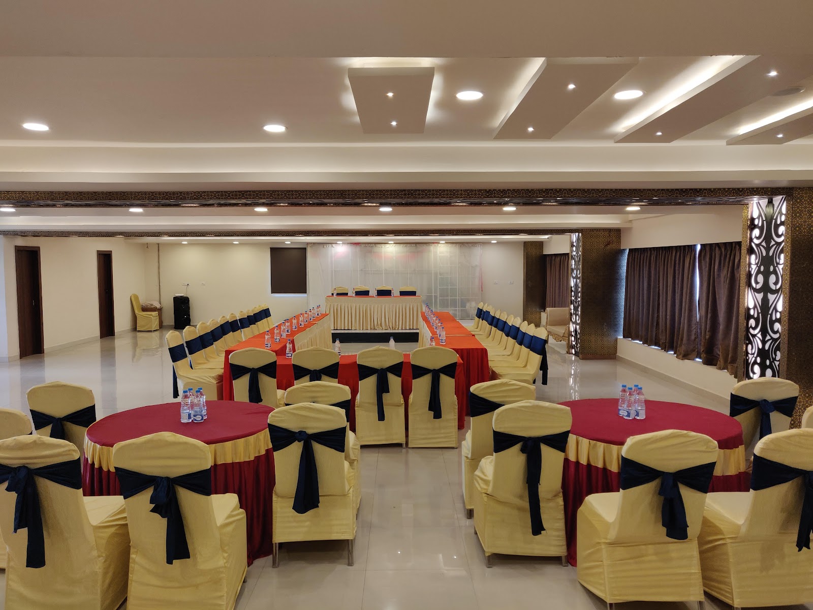 Tabla Hotel — Banquet Hall in Hyderabad (on-site parking, in-house decoration, outside catering allowed, bar service available)