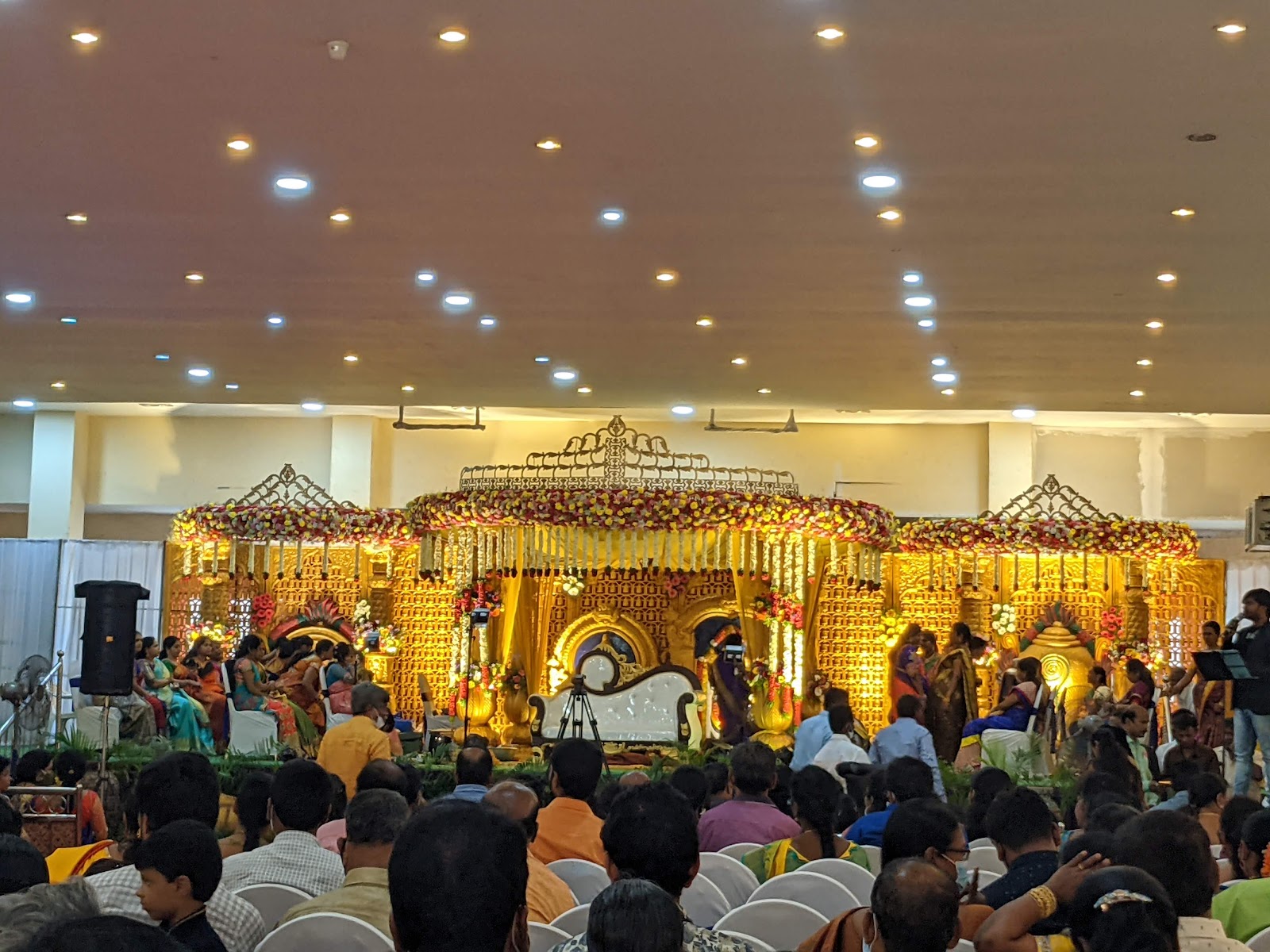 Madduri Swaroopa Gardens — Banquet Hall in Hyderabad (on-site parking, in-house decoration, bar service available, 1000–1500 guest capacity)