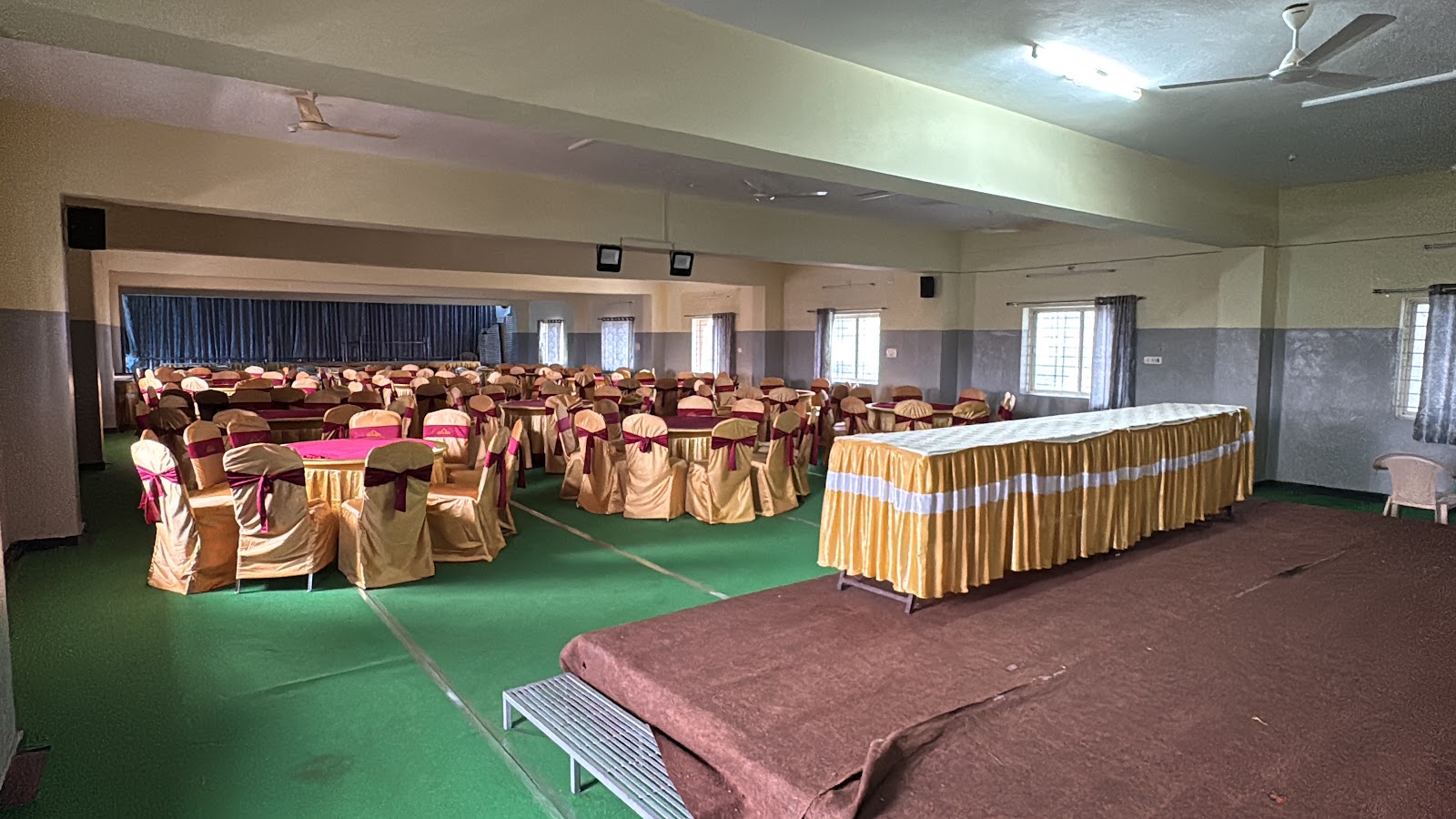 Aruna Convention Hall — Banquet Hall in Hayathnagar, Hyderabad (on-site parking, in-house decoration, DJ permitted, bar service available) — photo 2