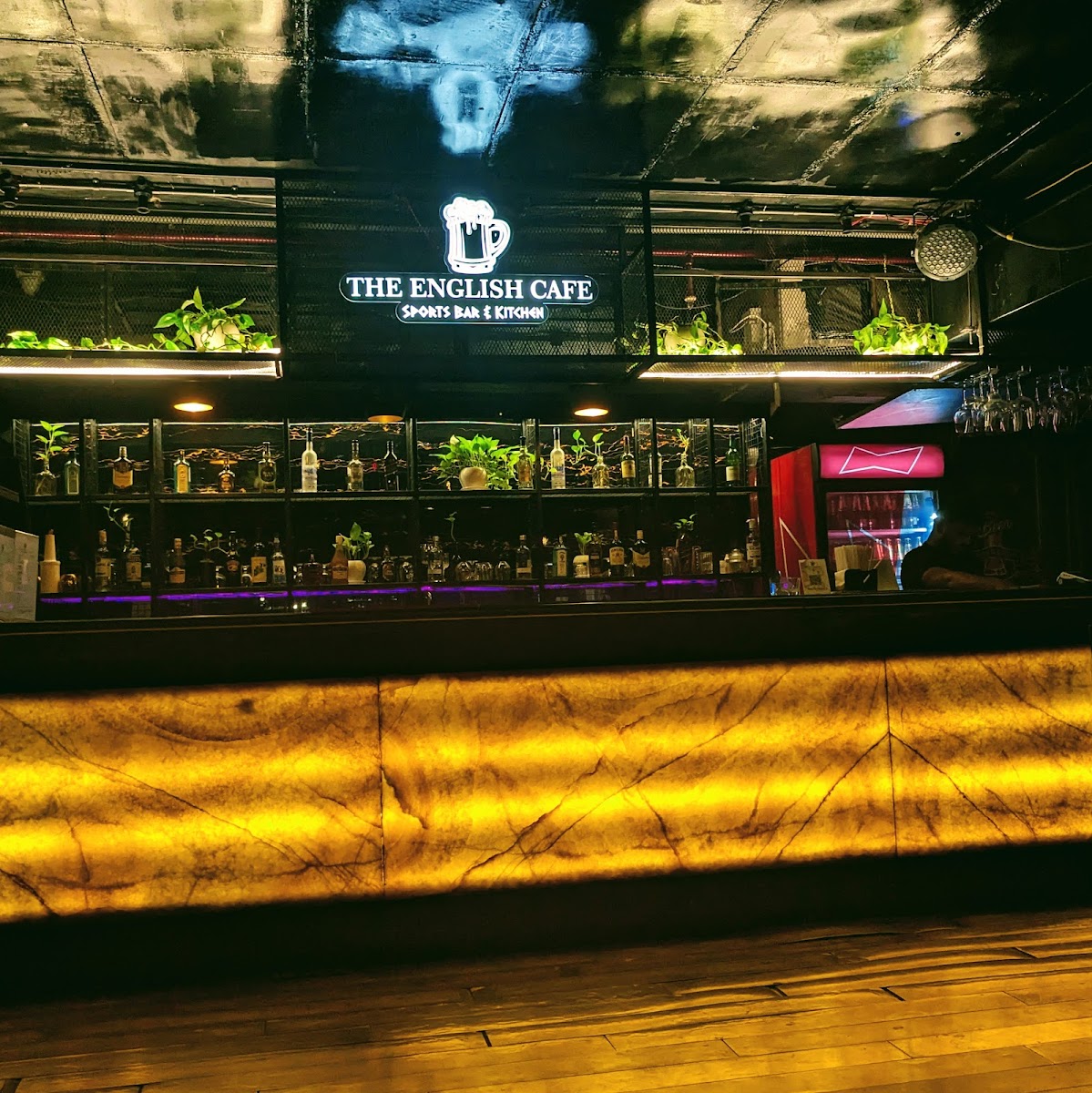 The English Cafe — Banquet Hall in Gachibowli, Hyderabad (on-site parking, in-house decoration, bar service available, 100–150 guest capacity) — photo 4
