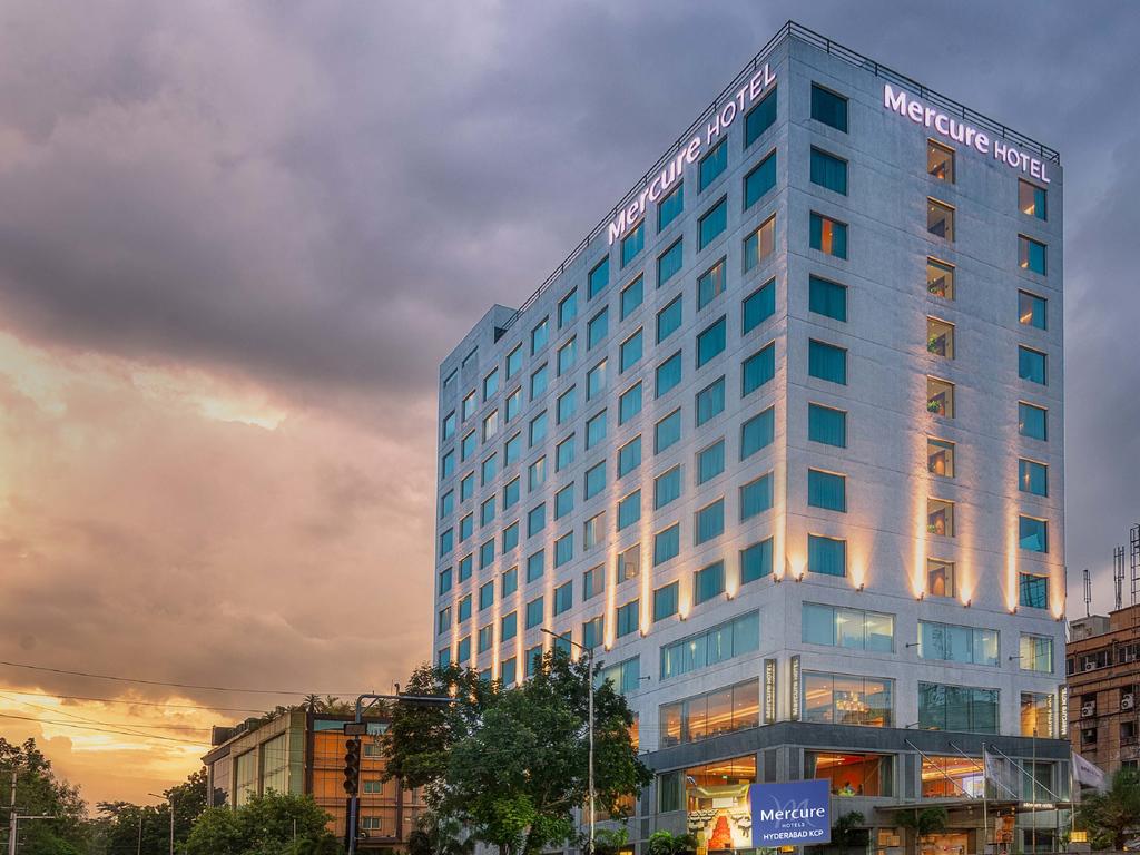 Mercure Hyderabad KCP — Banquet Hall in Panjagutta, Hyderabad (on-site parking, in-house decoration, outside catering allowed, bar service available) — photo 4