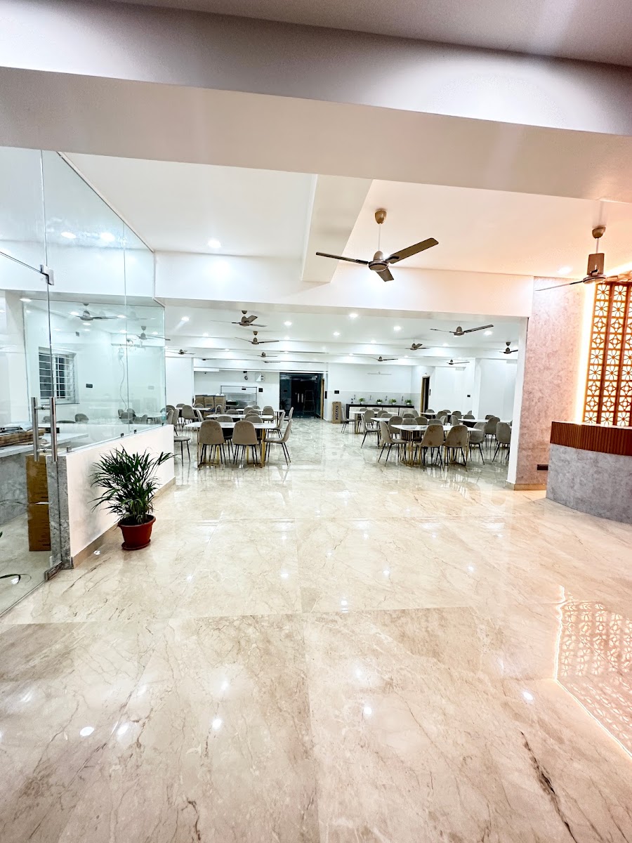 Hotel Serenity La Prime — Banquet Hall in Gachibowli, Hyderabad (on-site parking, in-house decoration, bar service available, 150–220 guest capacity) — photo 4