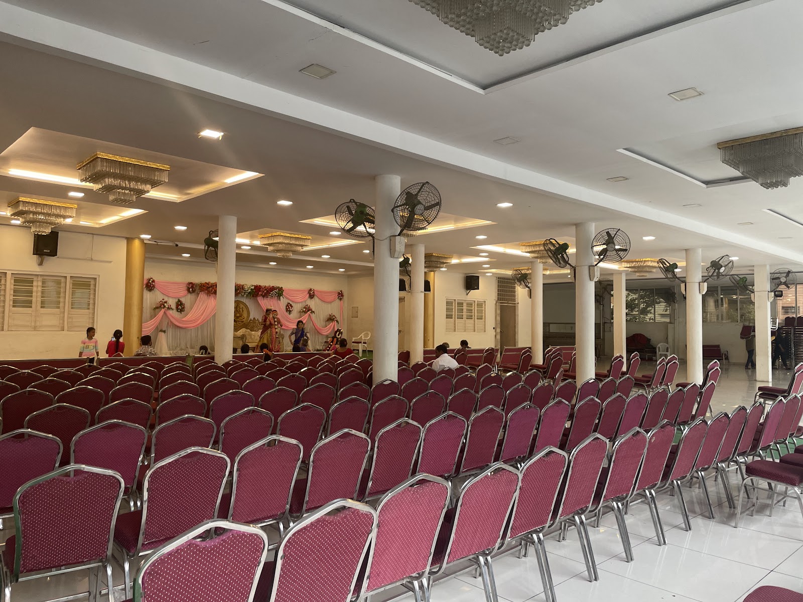 Mohini Function Hall — Banquet Hall in Hyderabad (on-site parking, in-house decoration, bar service available, 600–900 guest capacity)