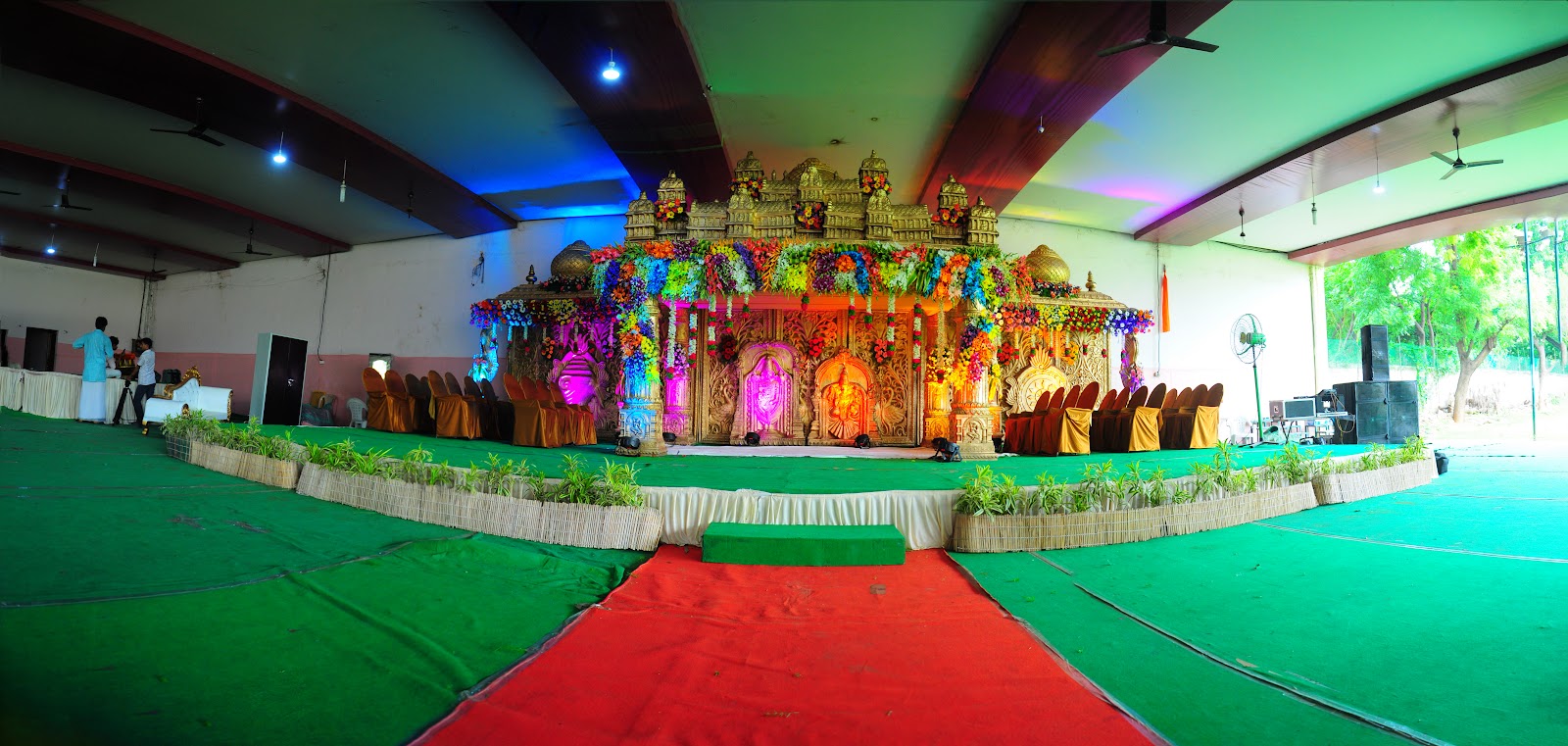VM Garden — Banquet Hall in Karwan, Hyderabad (on-site parking, in-house decoration, bar service available, 950–1500 guest capacity) — photo 4