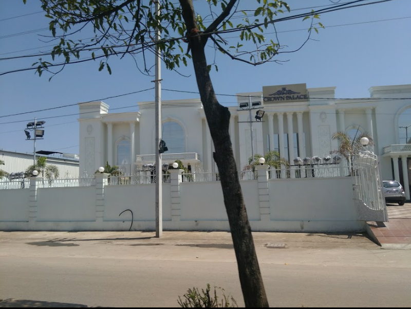 Crown Palace — Banquet Hall in Hyderabad (on-site parking, in-house decoration, DJ permitted, bar service available)