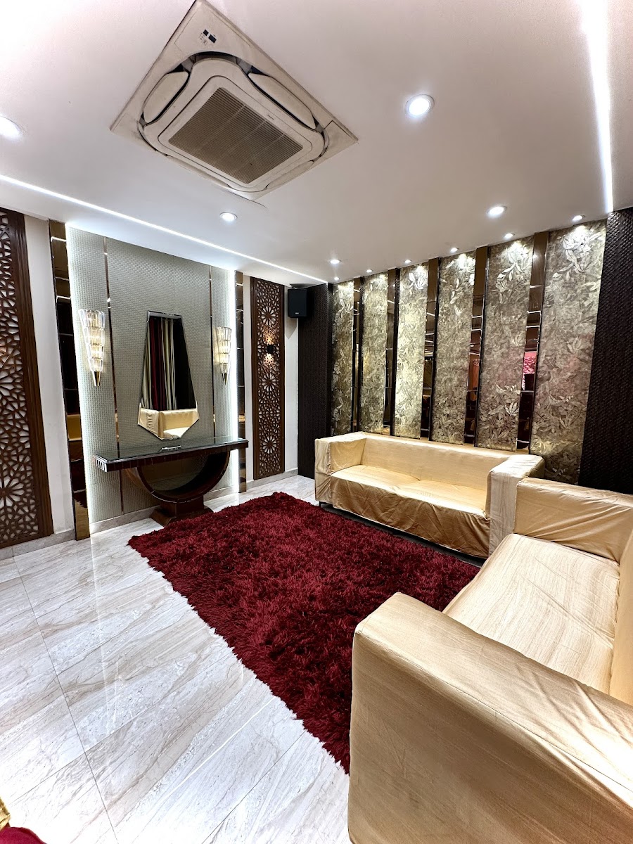 AR Banquets — Banquet Hall in Toli Chowki, Hyderabad (on-site parking, in-house decoration, bar service available, 450–600 guest capacity) — photo 3