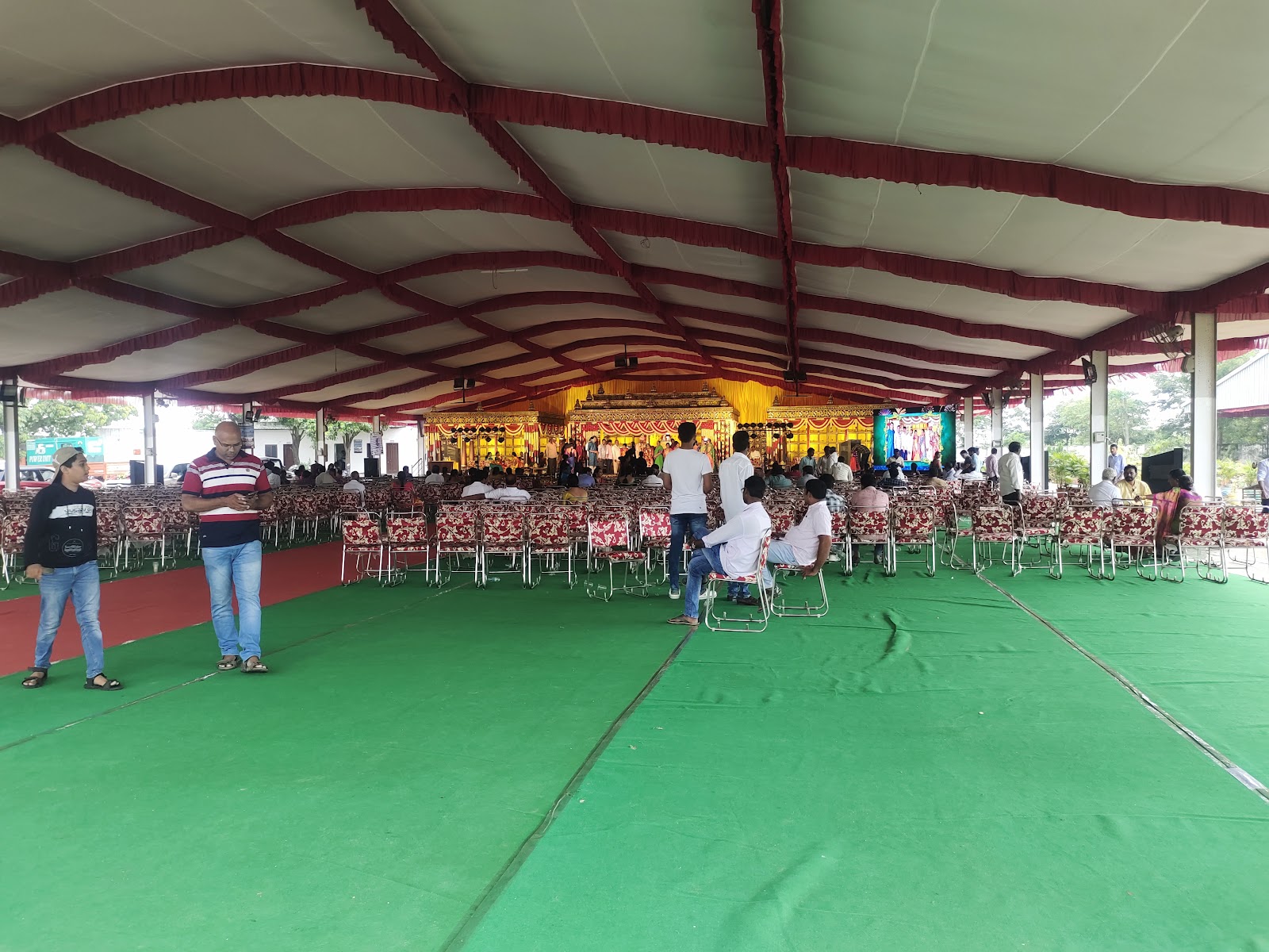 Jupally Balamma velama Function Hall — Banquet Hall in Hyderabad (on-site parking, in-house decoration, bar service available, 1000–1500 guest capacity)