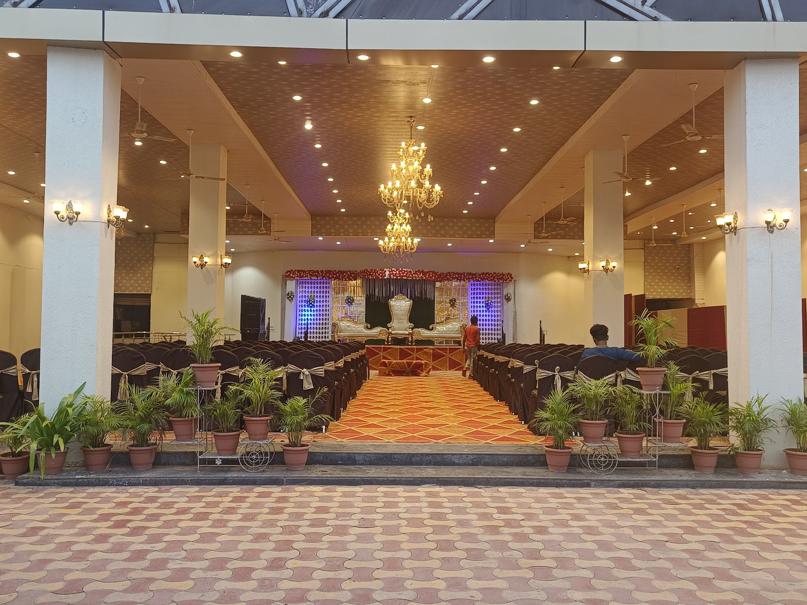 Amodi Palace Function Hall — Banquet Hall in Hyderabad (on-site parking, in-house decoration, DJ permitted, bar service available)
