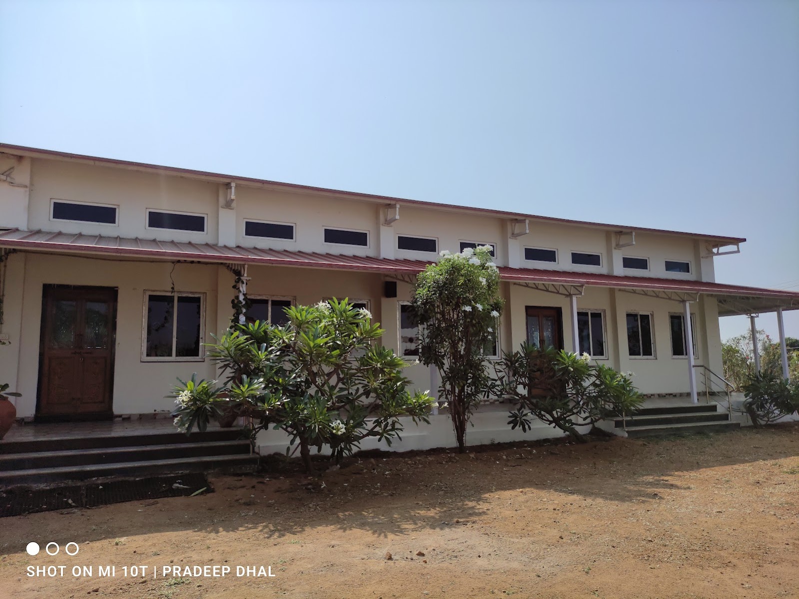 Rainbow Retreat — Banquet Hall in Hyderabad (on-site parking, in-house decoration, bar service available, 0–700 guest capacity)
