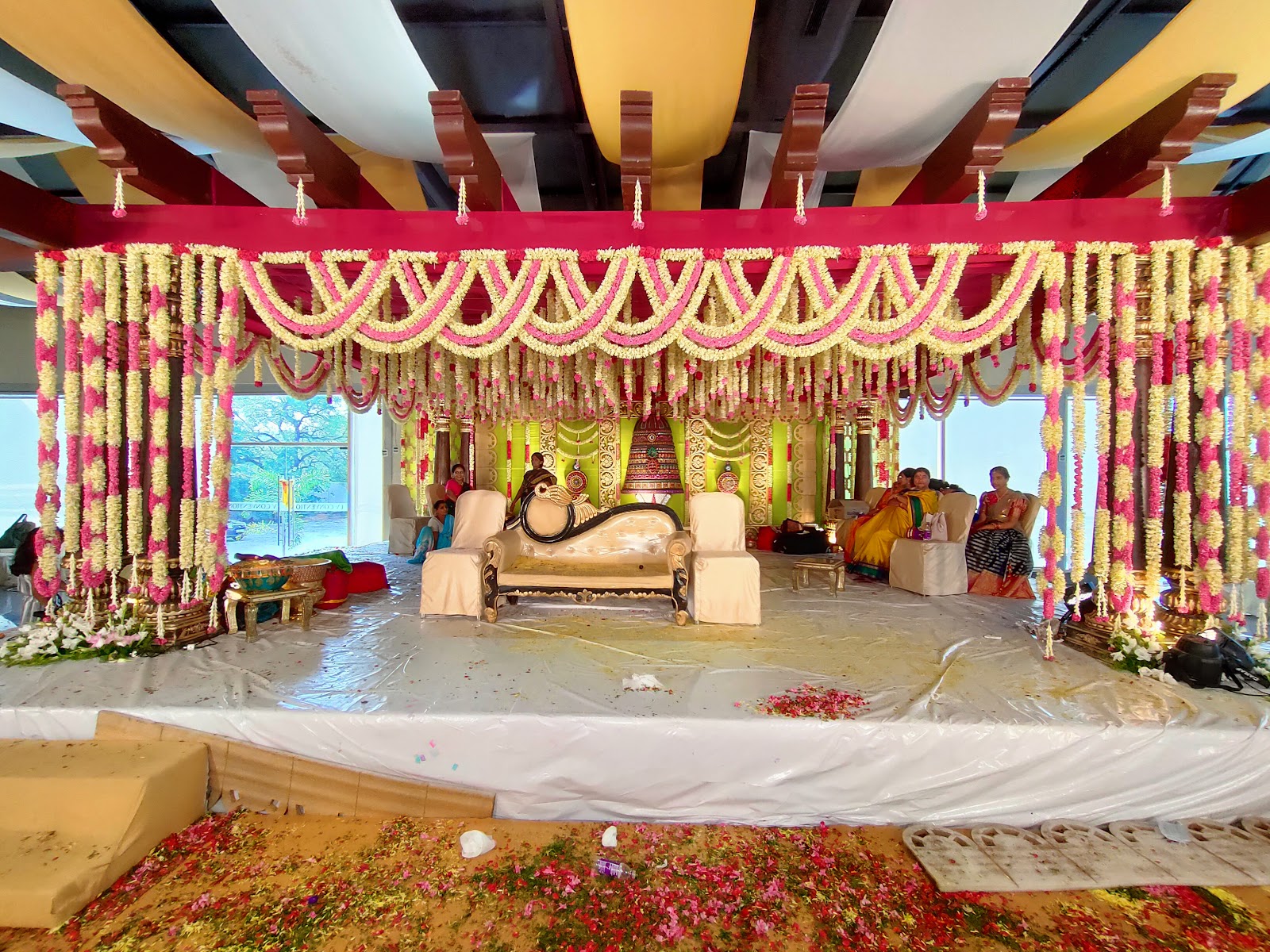 LV Convention — Banquet Hall in Secunderabad, Hyderabad (on-site parking, in-house decoration, bar service available, 1100–1650 guest capacity) — photo 2