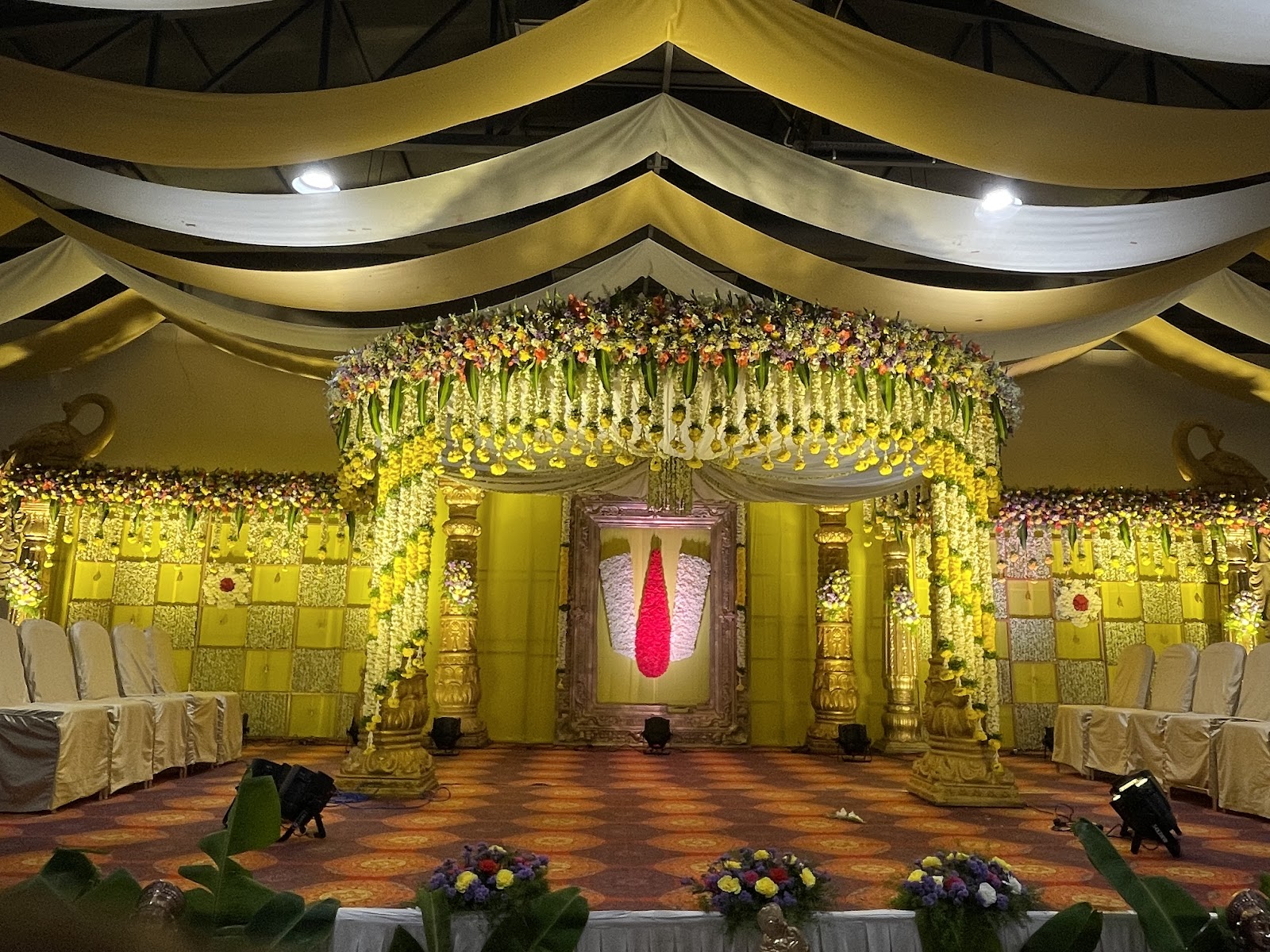 LV Convention — Banquet Hall in Secunderabad, Hyderabad (on-site parking, in-house decoration, bar service available, 1100–1650 guest capacity) — photo 3