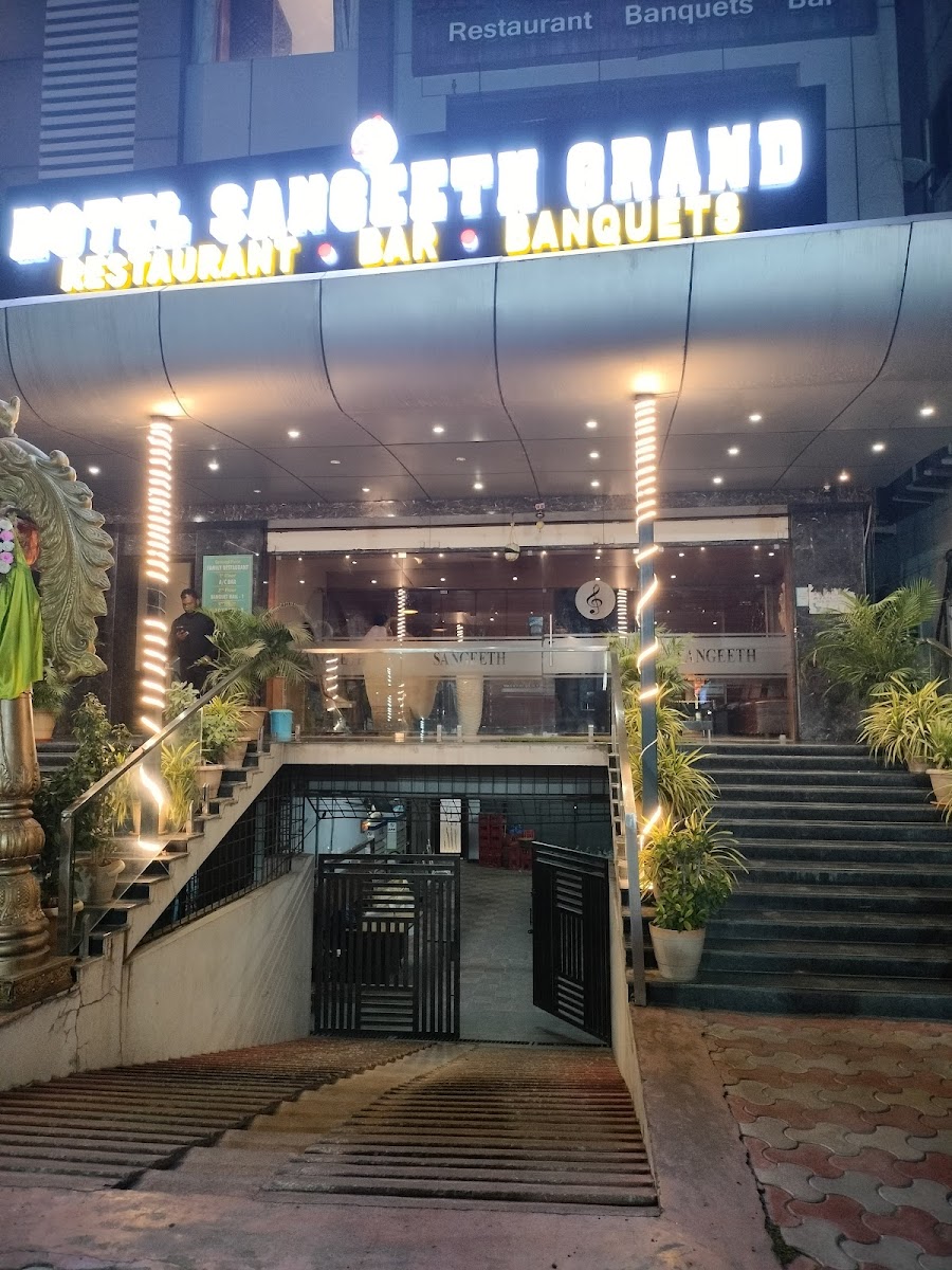 Hotel Sangeeth Grand — Banquet Hall in Hastinapuram, Hyderabad (on-site parking, in-house decoration, outside catering allowed, bar service available) — photo 2
